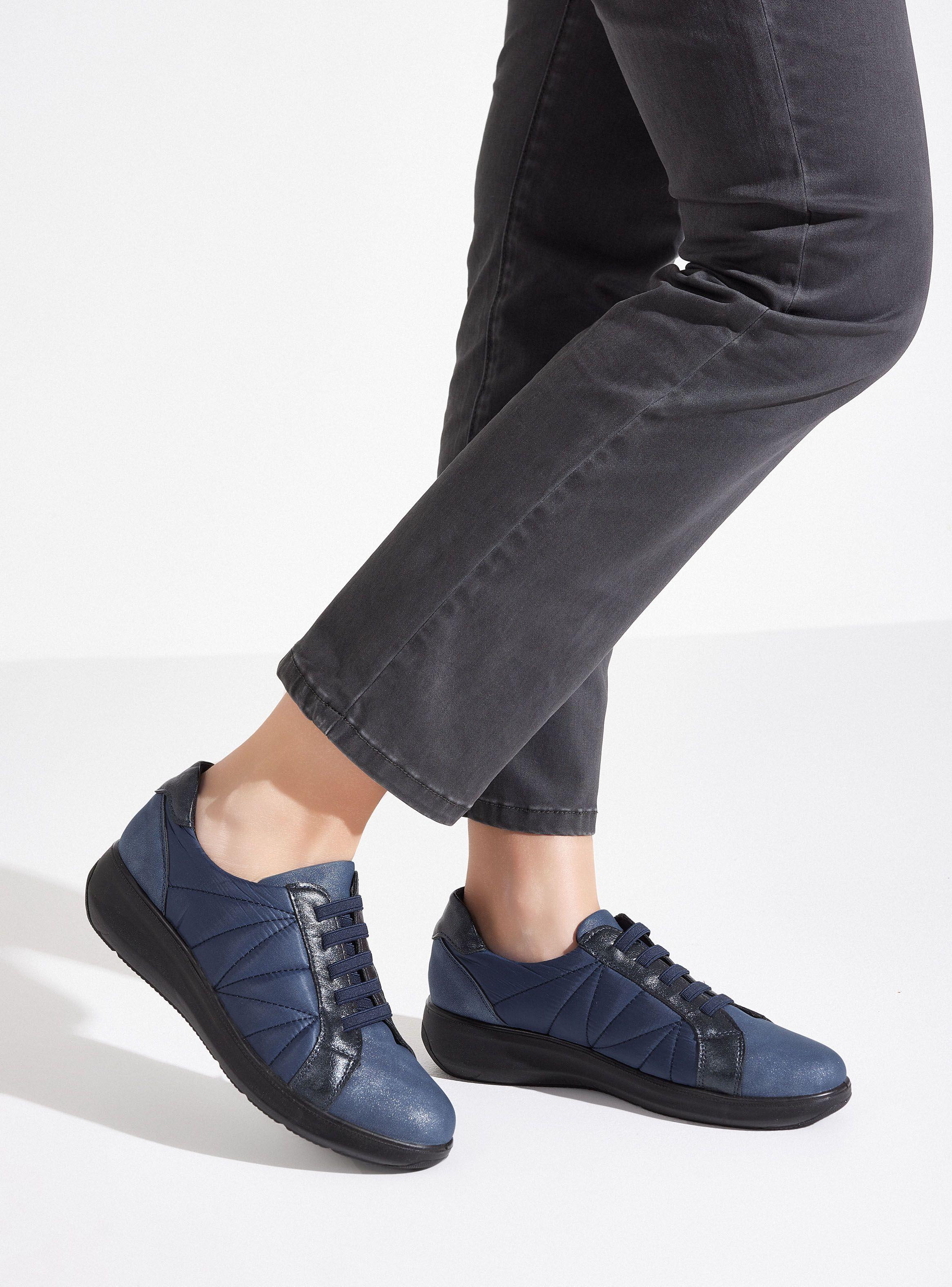 Zapatilla Urbana Textil y Cordón Elasticado Mujer-0