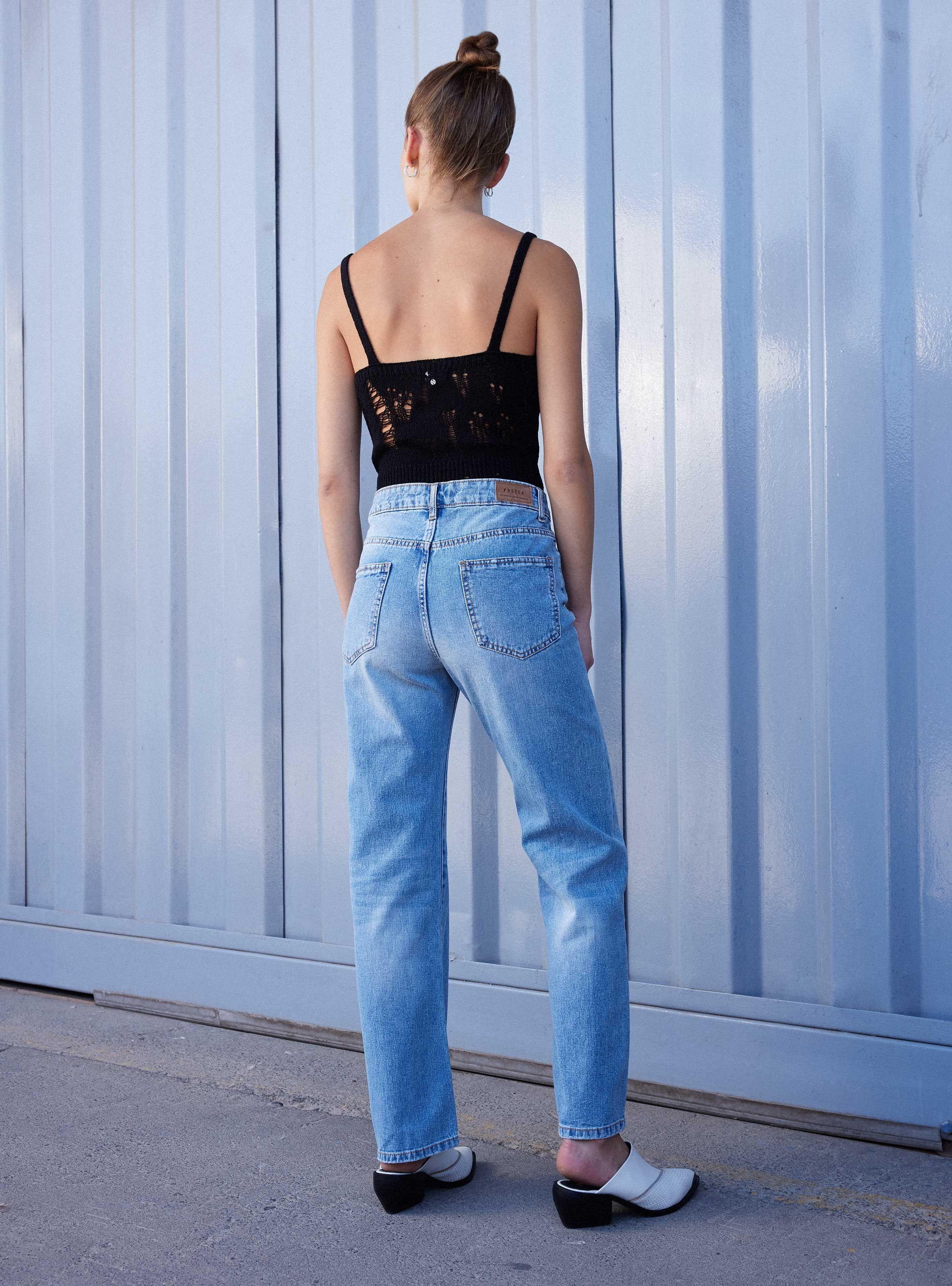 Jeans Mom Tiro Alto Lavado-5