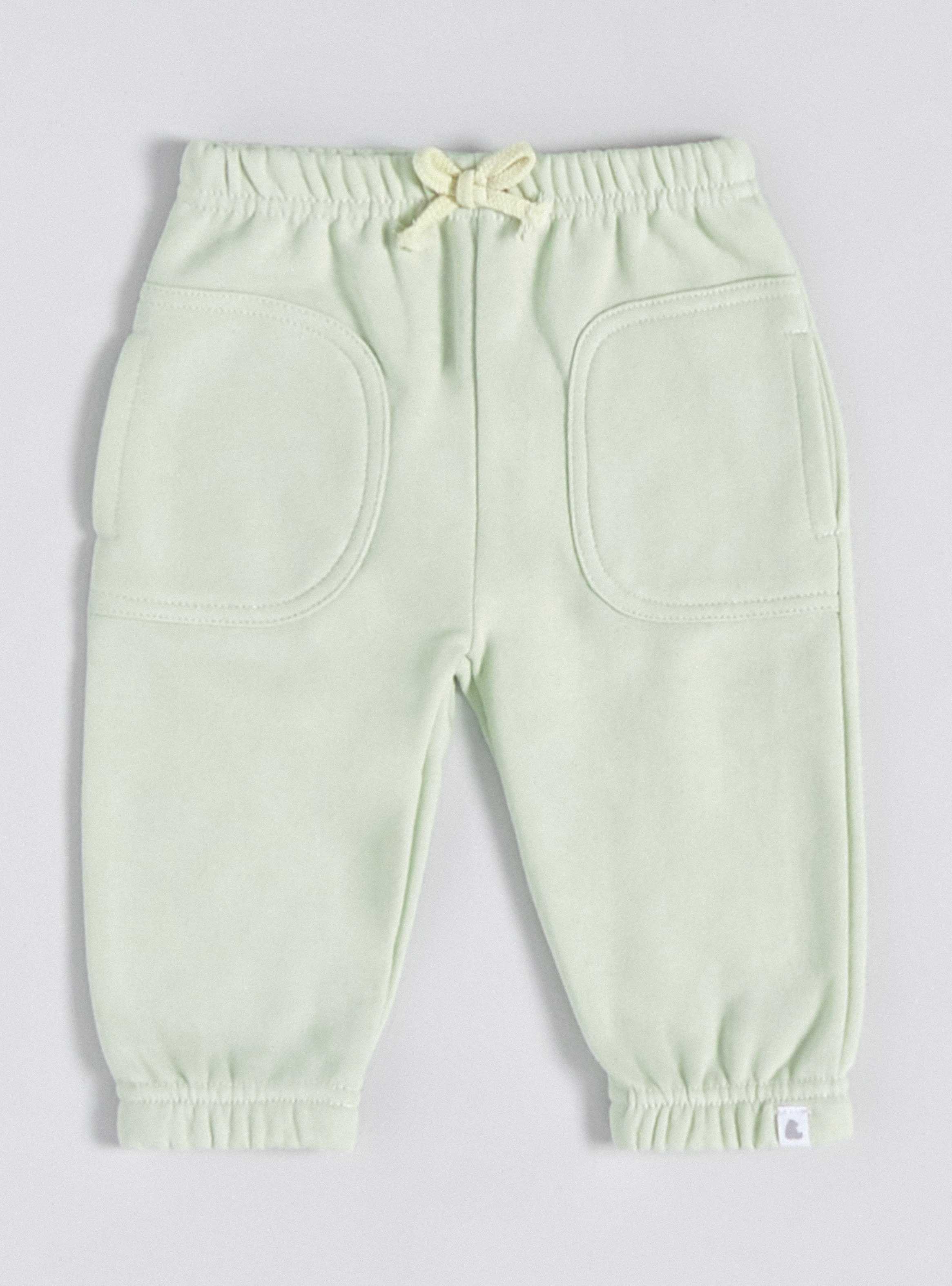 Pantalón De Buzo Con Bolsillos Delanteros Semi Redondos-0