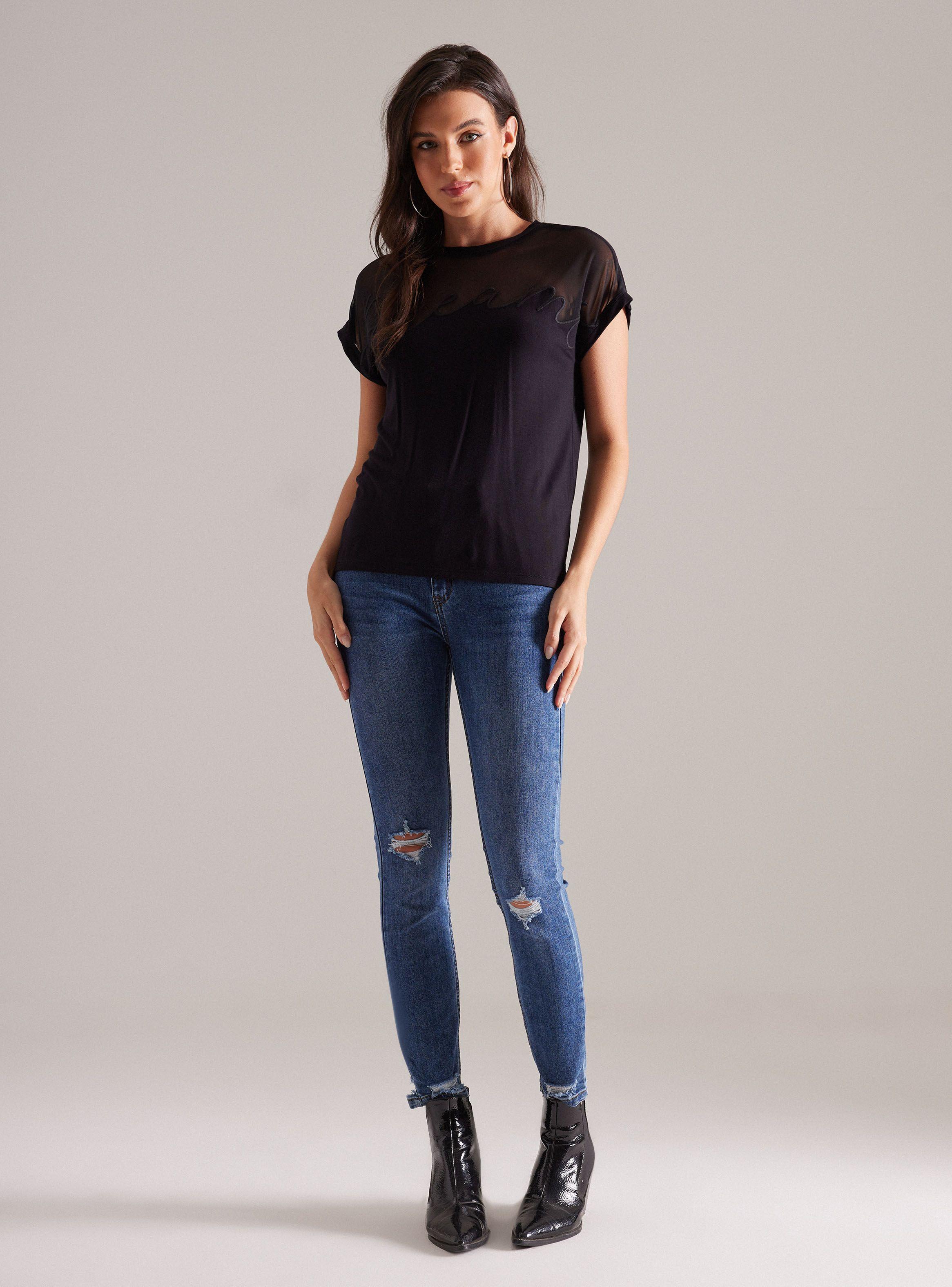 Polera Malla Superior con Bordado de Texto-4