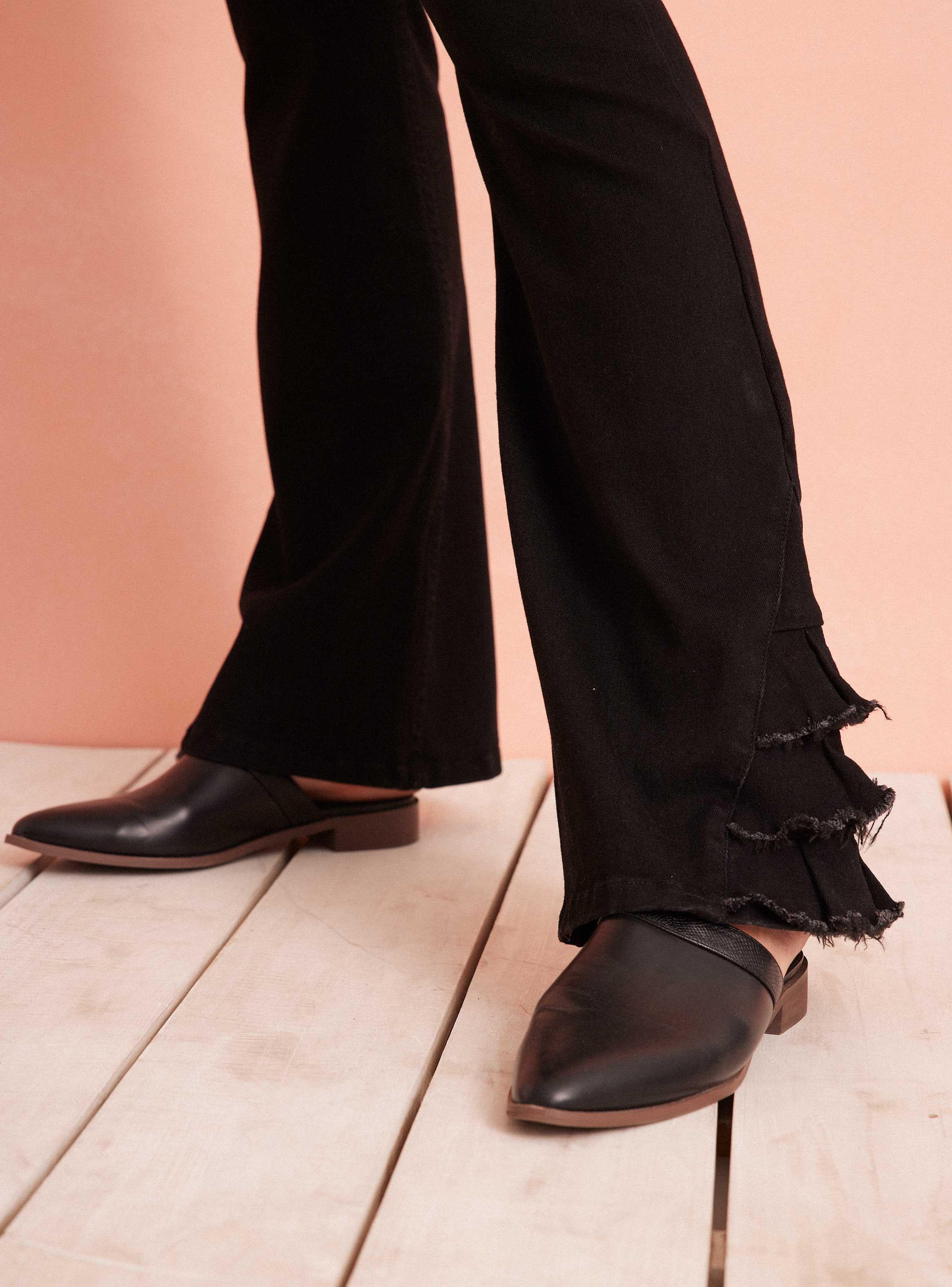 Jeans Vuelos En Bota-2