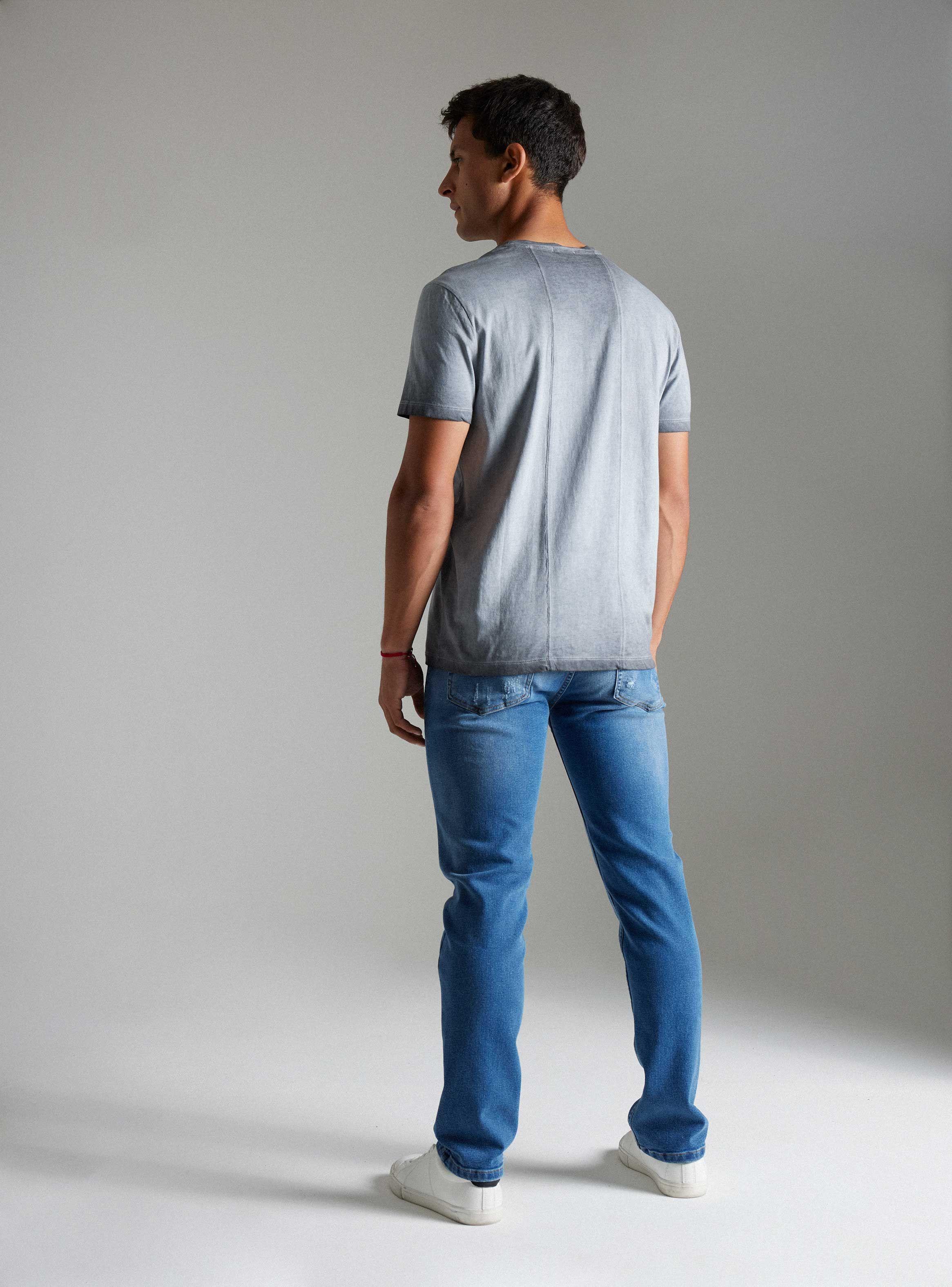 Polera Estampado Localizado Rosas Dirty Wash-5