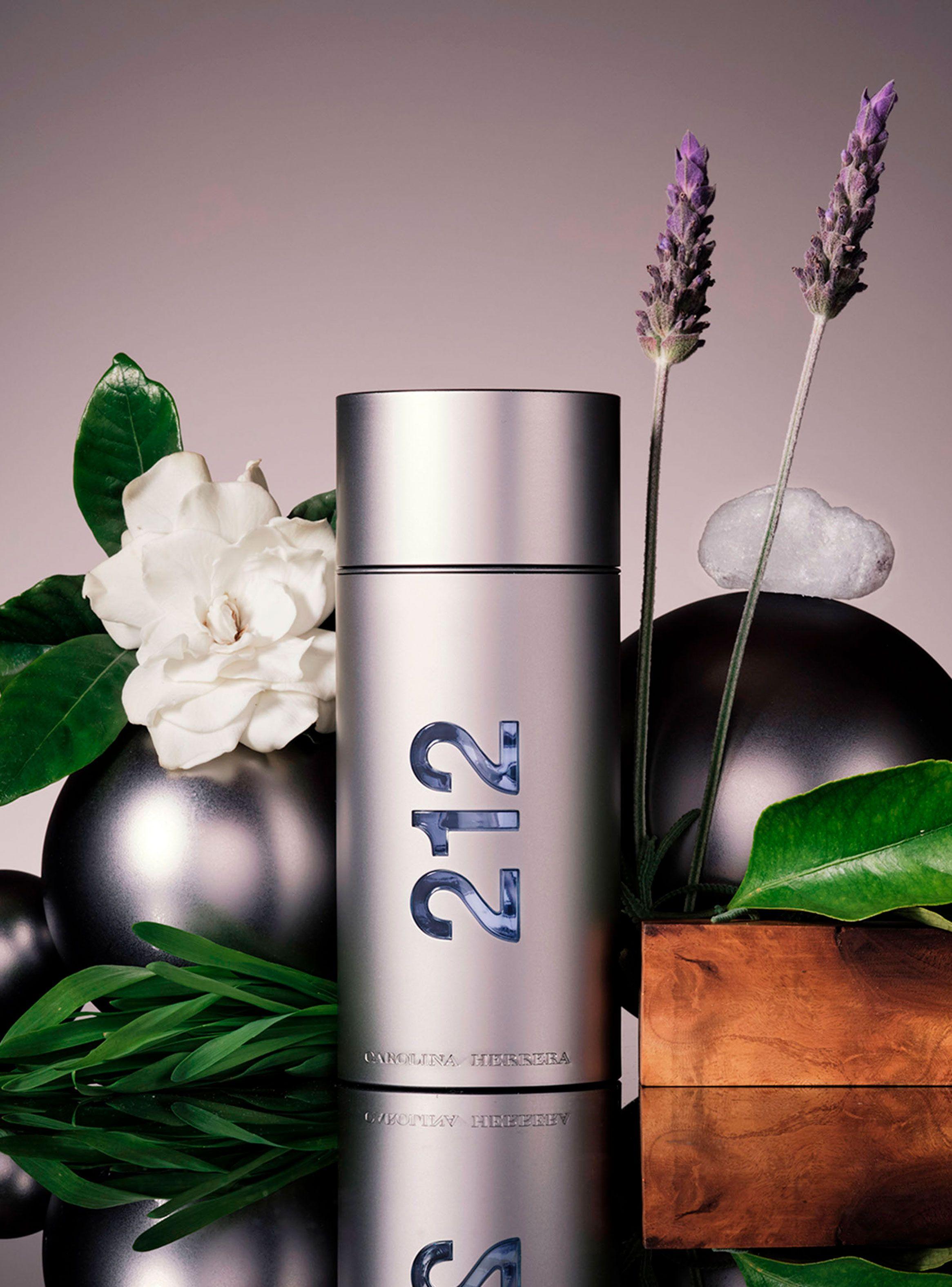 Perfume Carolina Herrera 212 Hombre EDT 30 ml-3