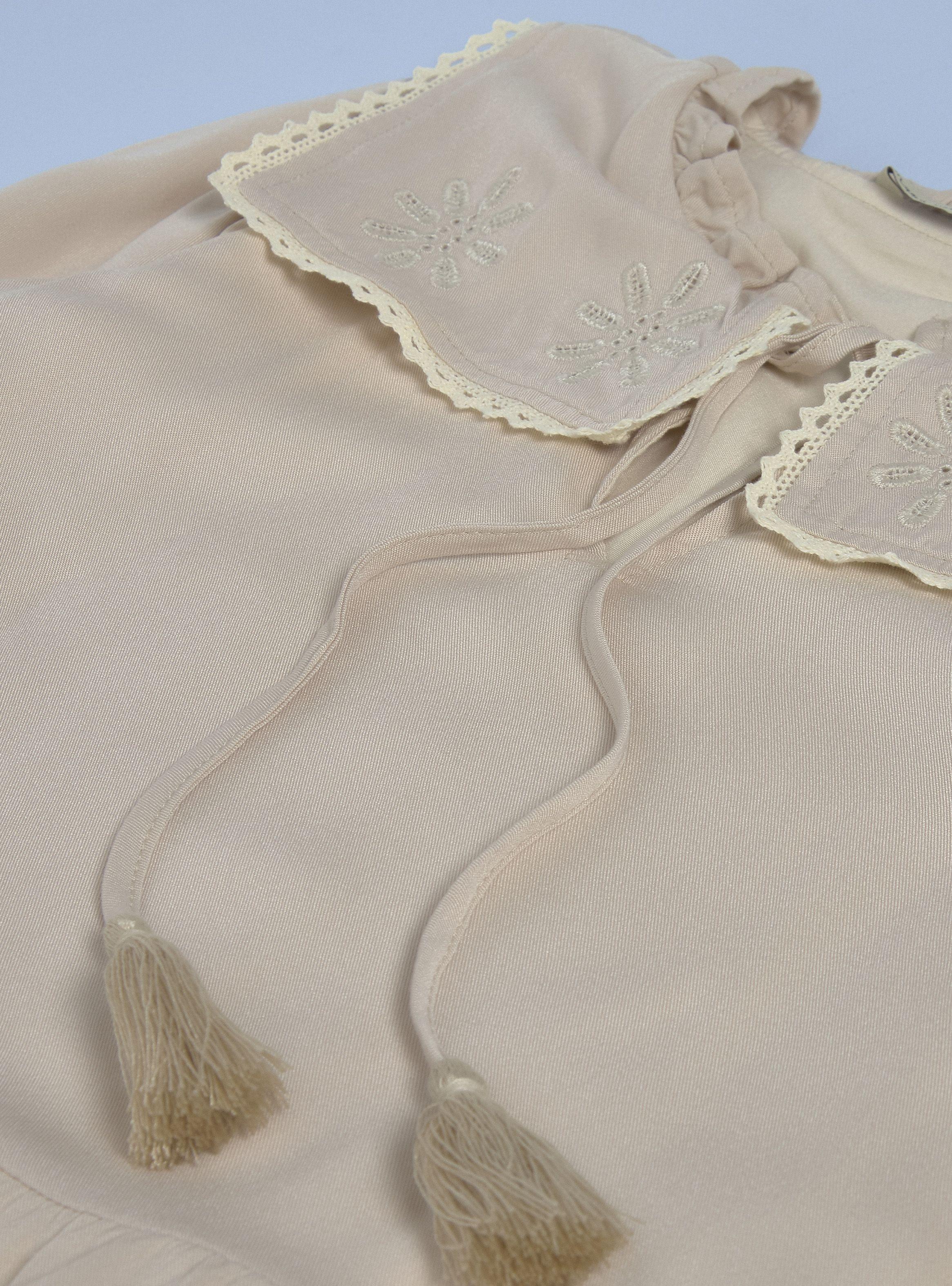 Vestido Cuello y Bordado Tipo Broderie Con Forro-4