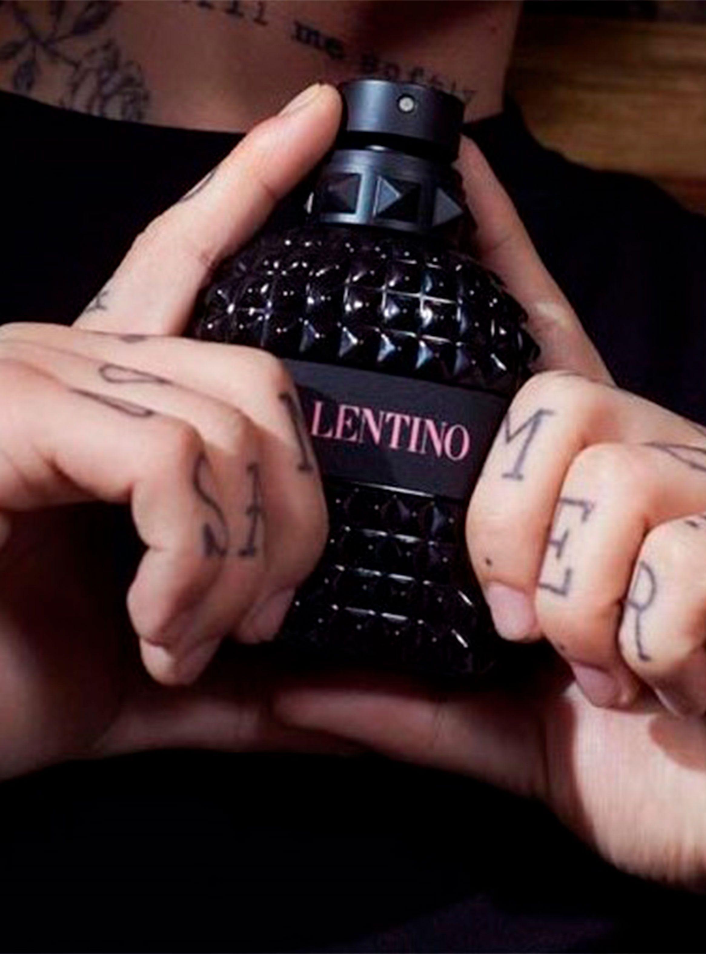 Perfume Valentino Born in Roma Uomo EDT Hombre 100 ml + EDT 15 ml + Shower Gel 75 ml-3