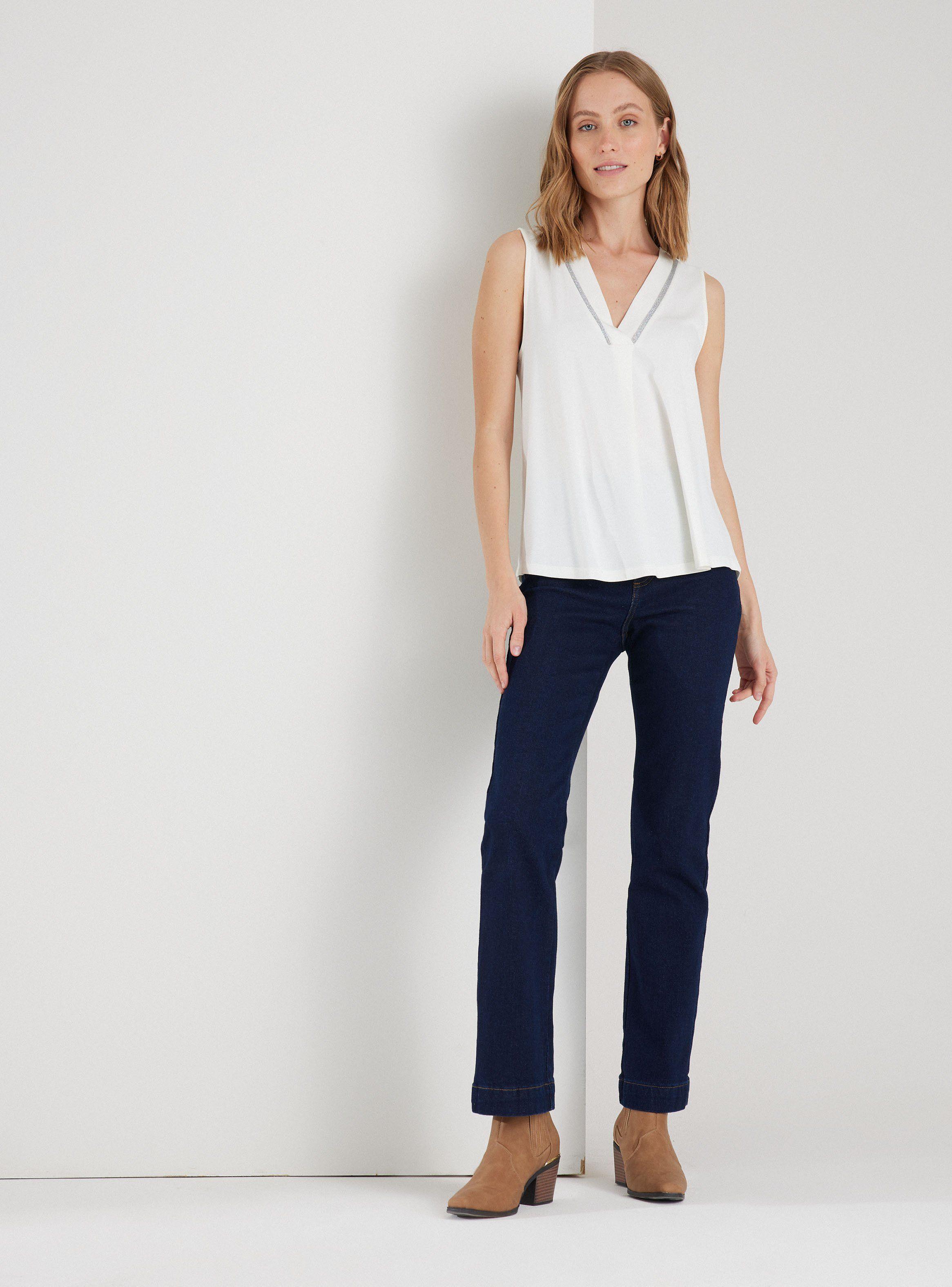 Polera Con Detalle Metalizado En Escote Y Pinza-4