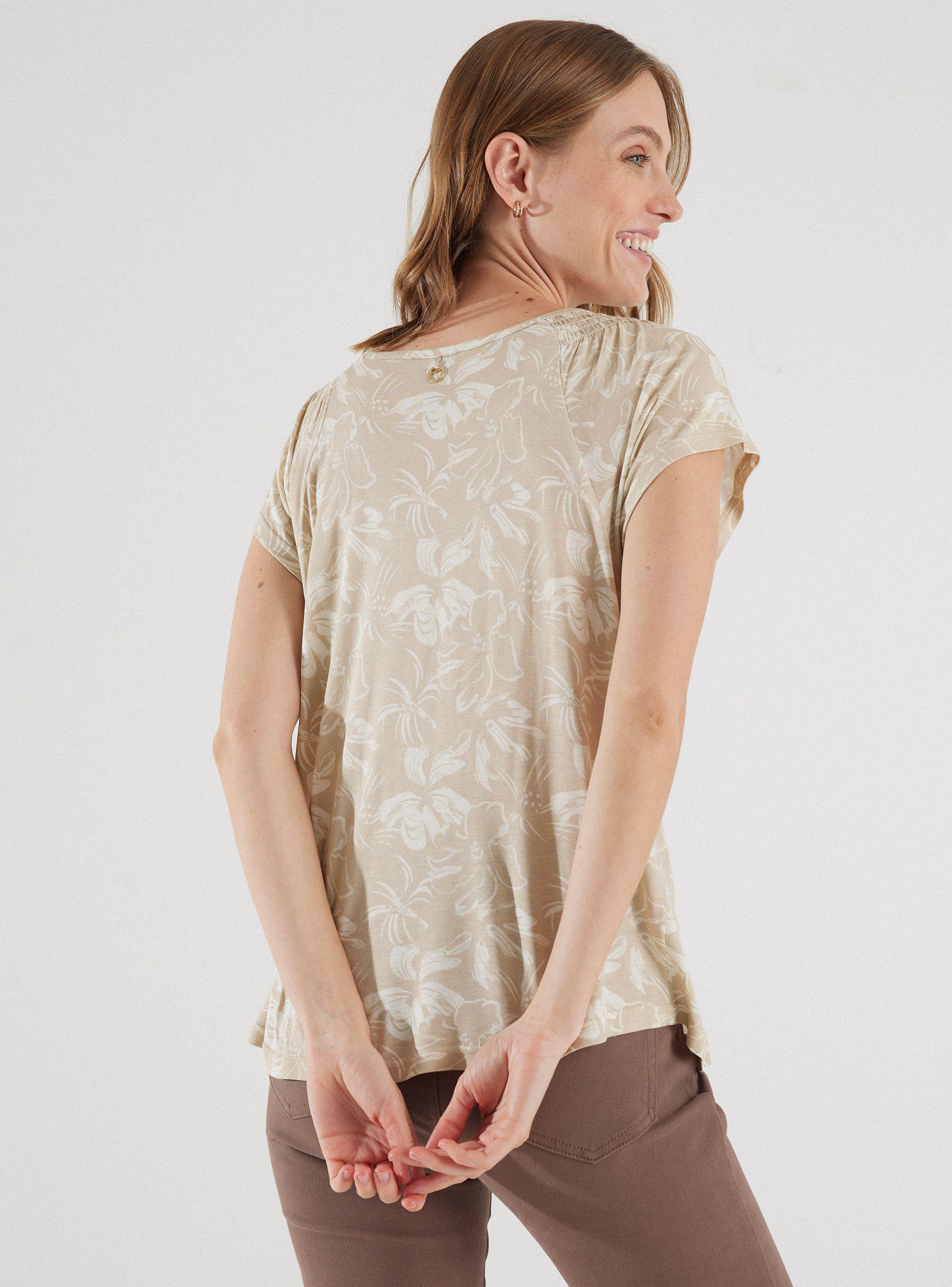 Polera Estampada con Botón en Escote-1