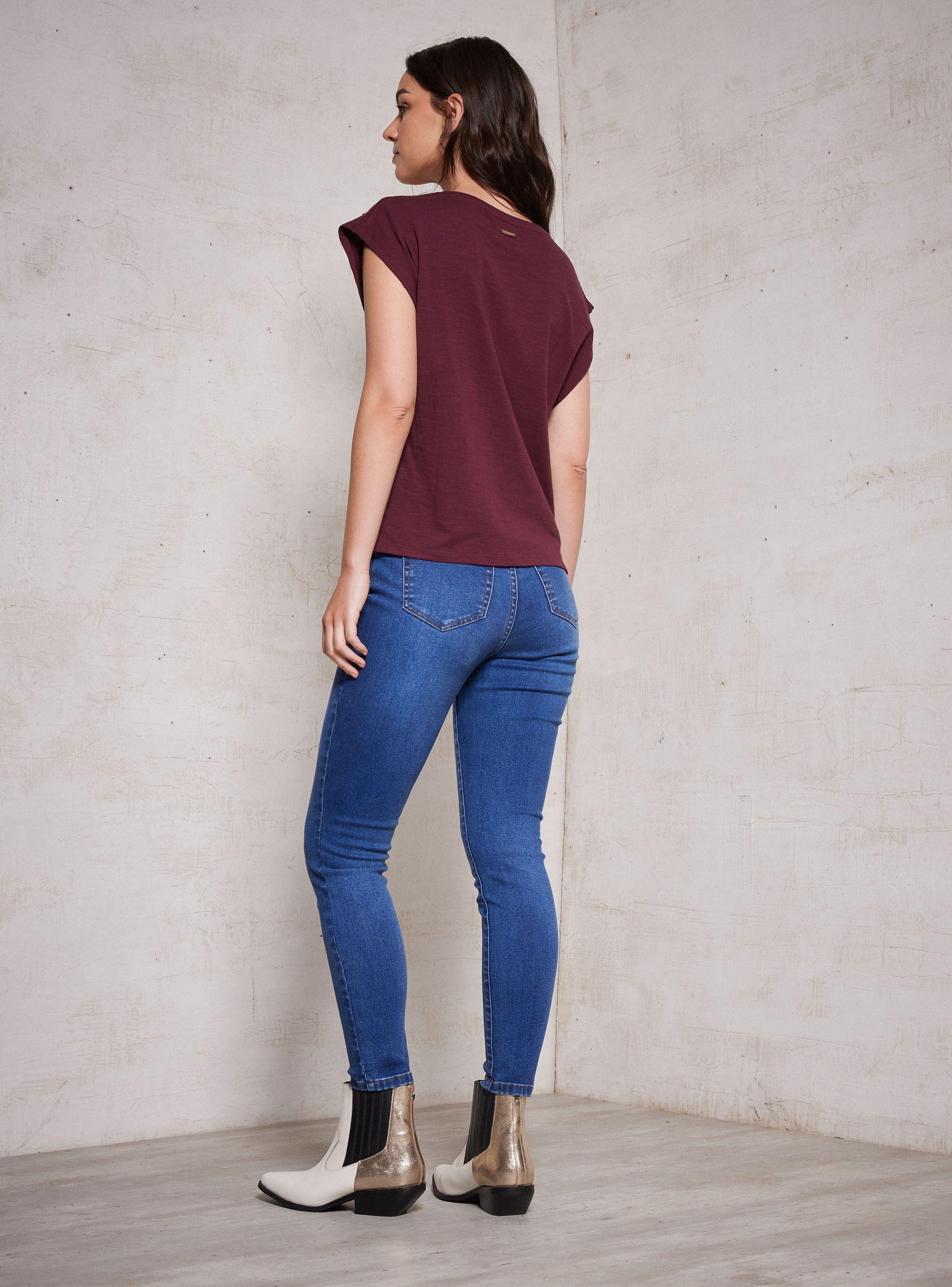 Polera Holgada Con Aplicación De Brillos-5