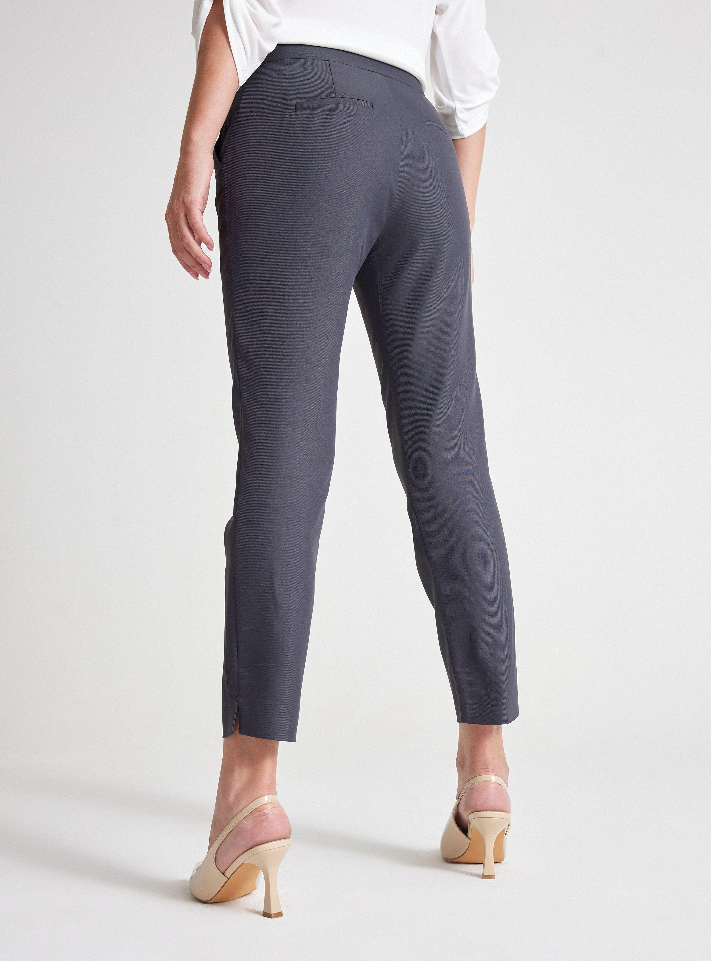 Pantalón Tajos Y Tachas En Basta-1