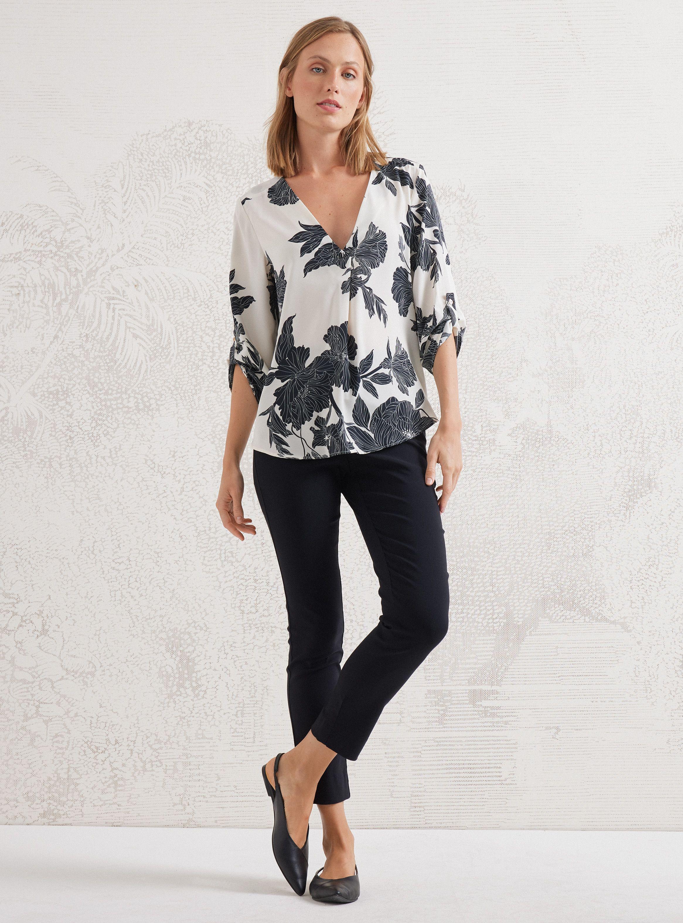 Blusa Estampada Con Pinza En Escote-4