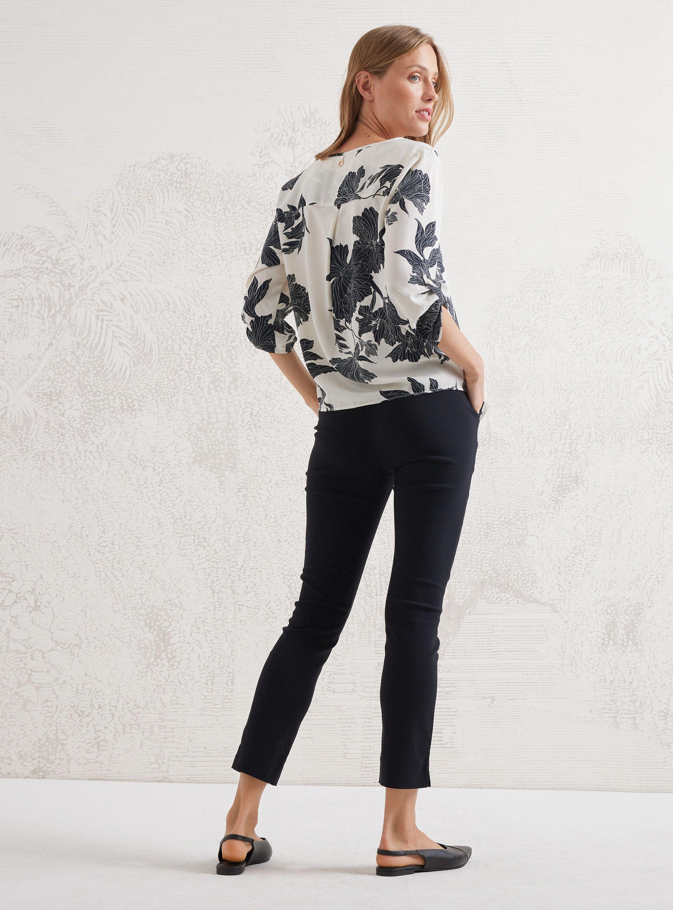 Blusa Estampada Con Pinza En Escote-5