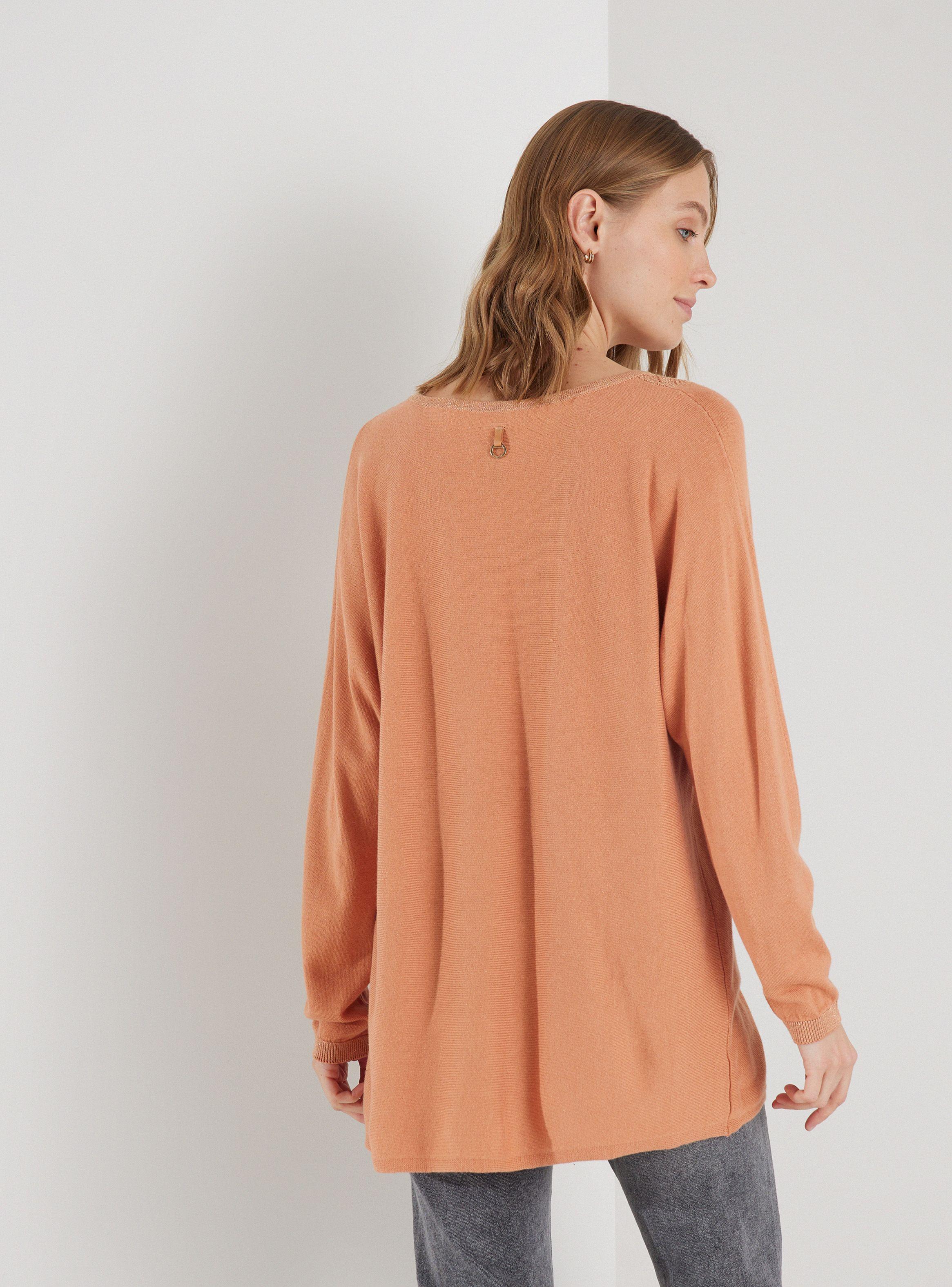 Sweater Escote En V Con Detalle Metalizado-1