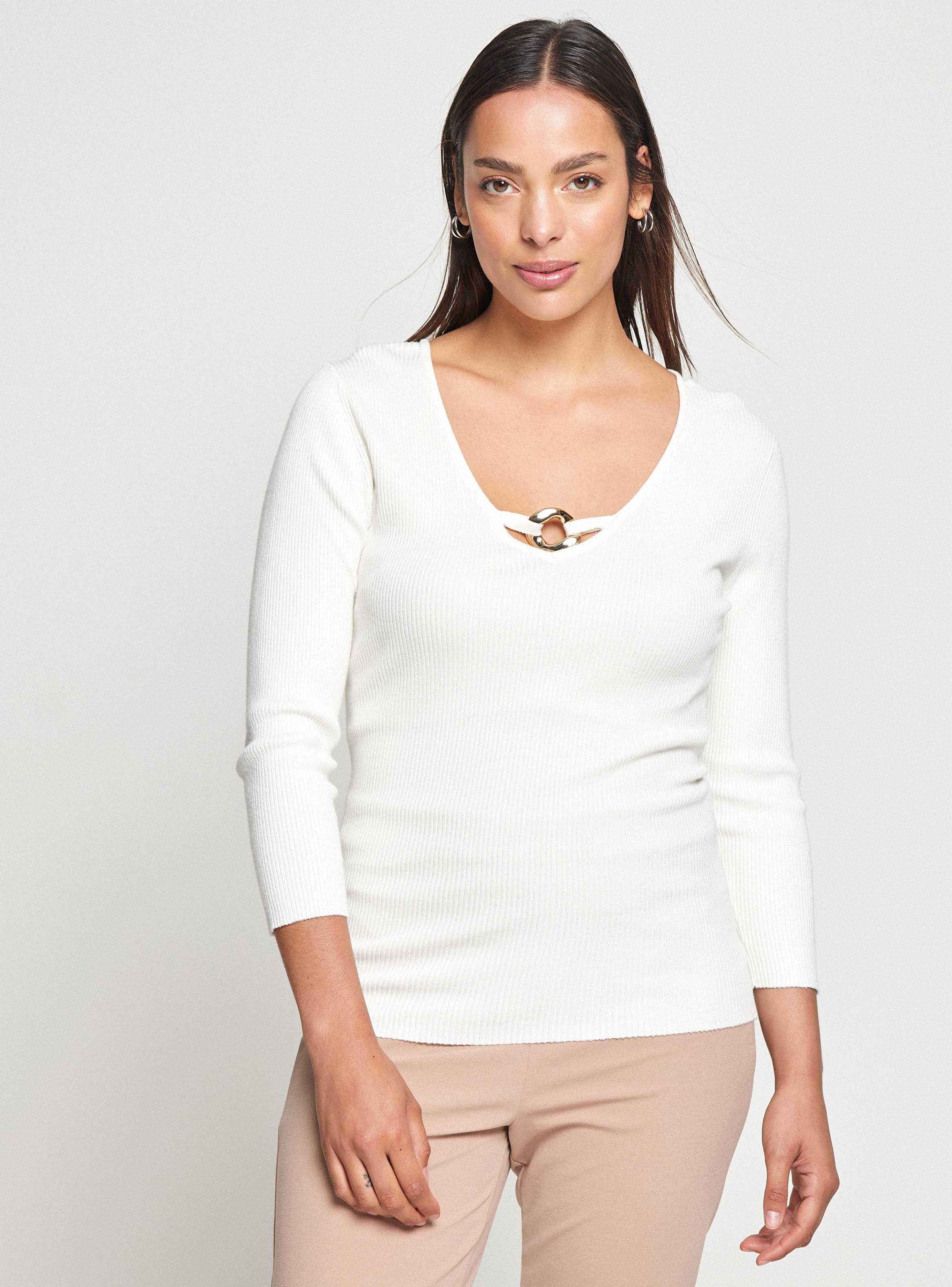 Sweater con Accesorio Metálico en Escote-0