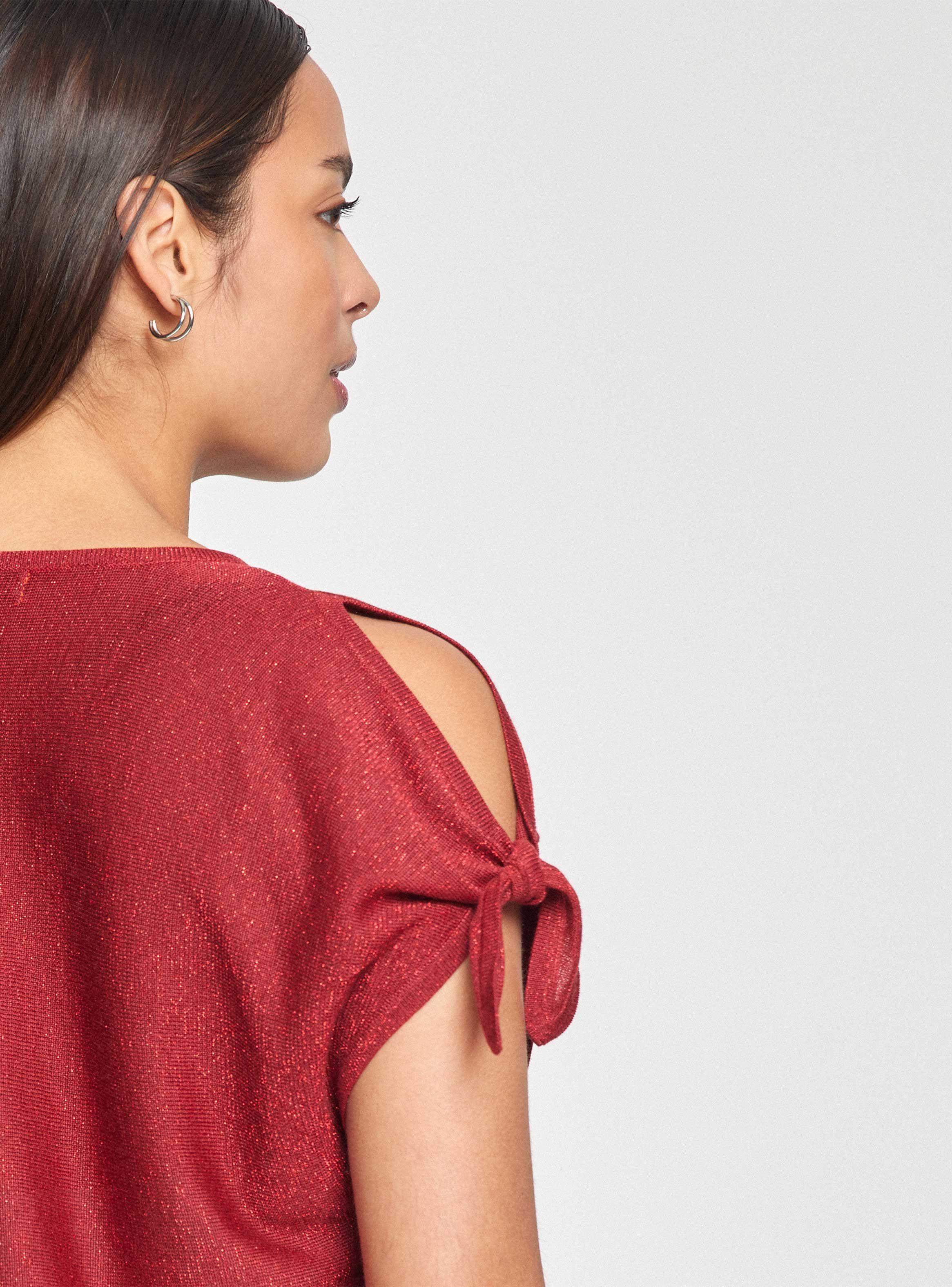 Polera Metalizada Tejida Con Cut Out En Hombros-3