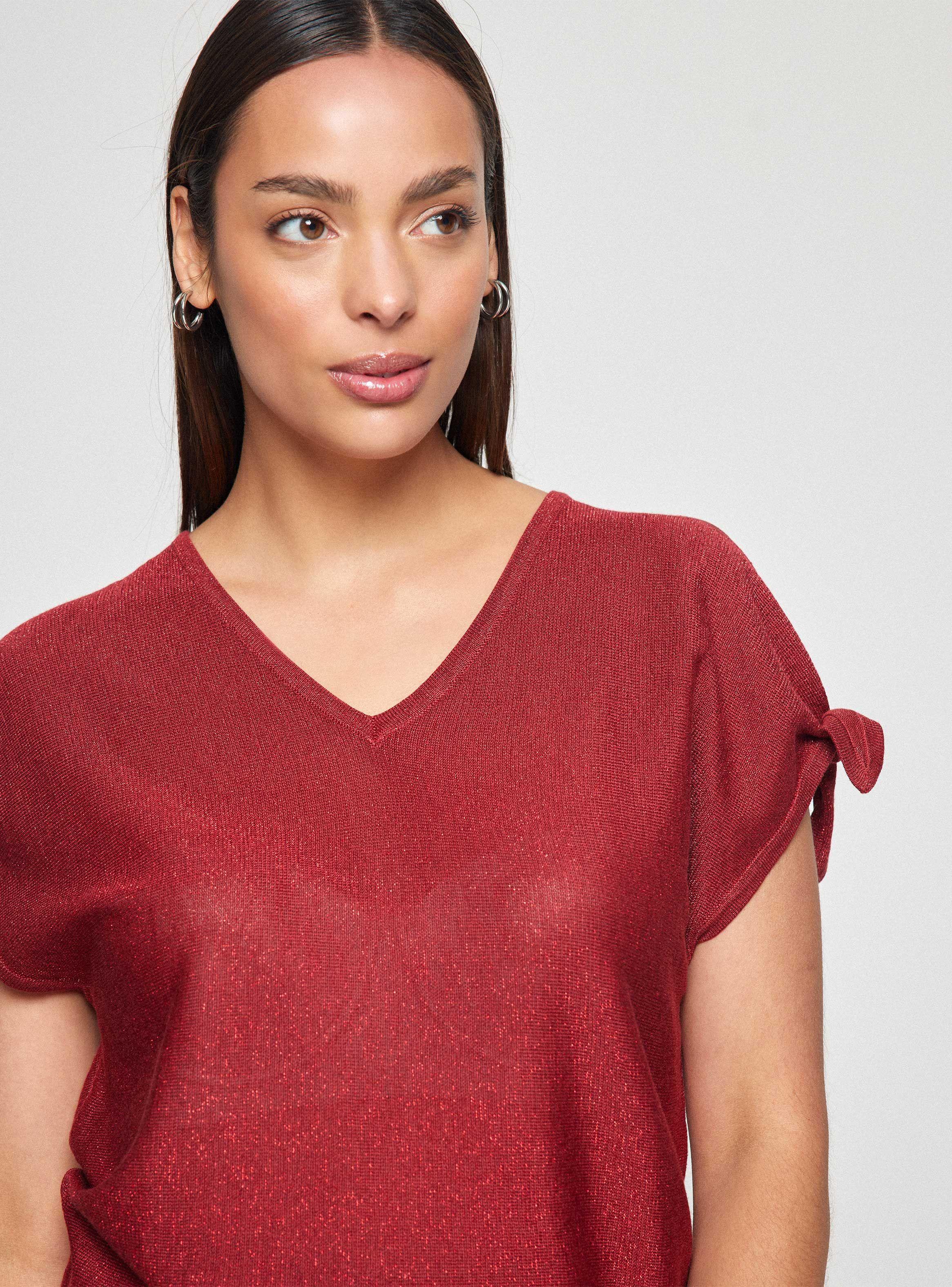 Polera Metalizada Tejida Con Cut Out En Hombros-2
