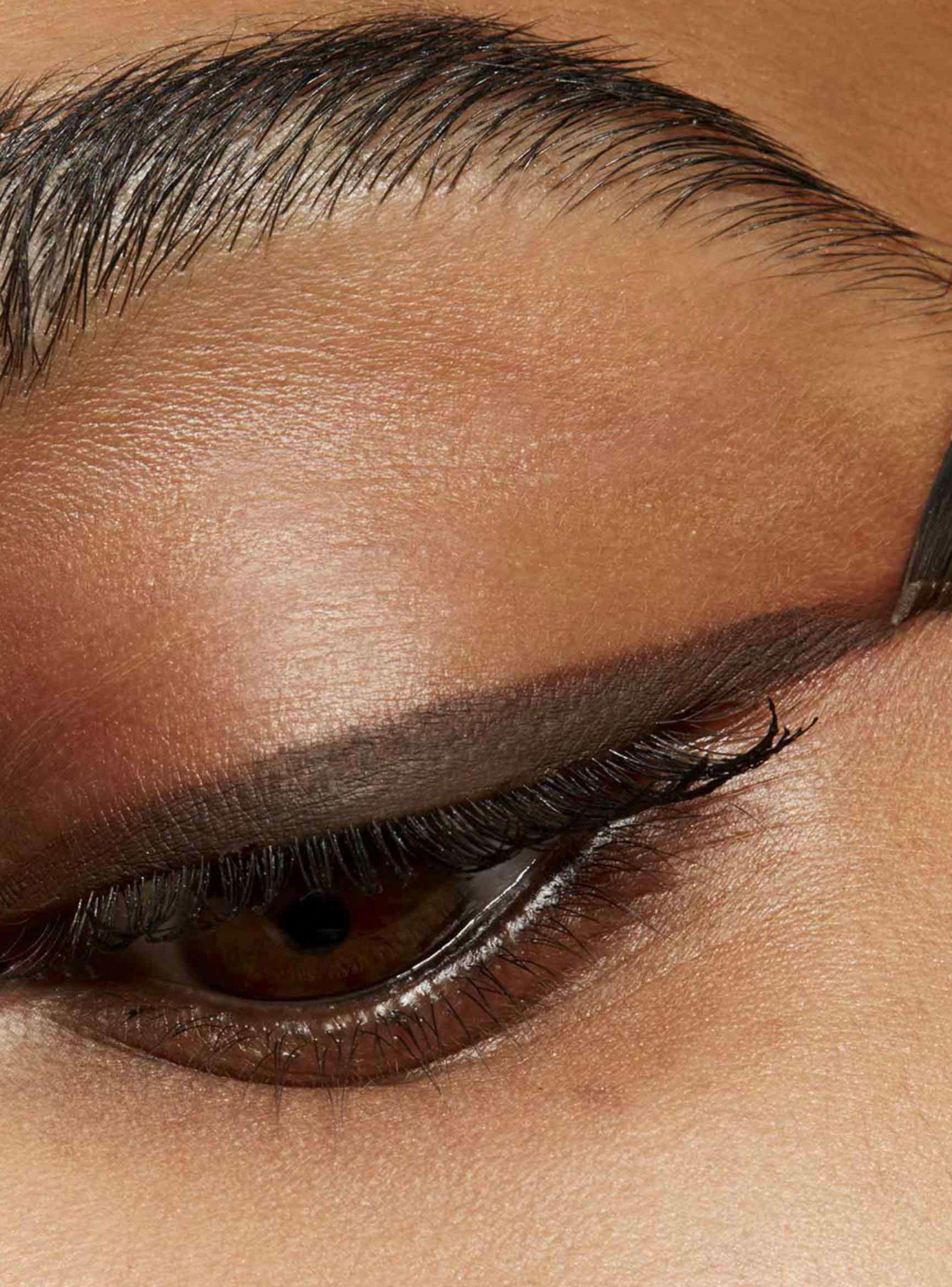 Delineador de Ojos M∙A∙C Pro Longwear Fluidline Eye Liner Dipdown-3