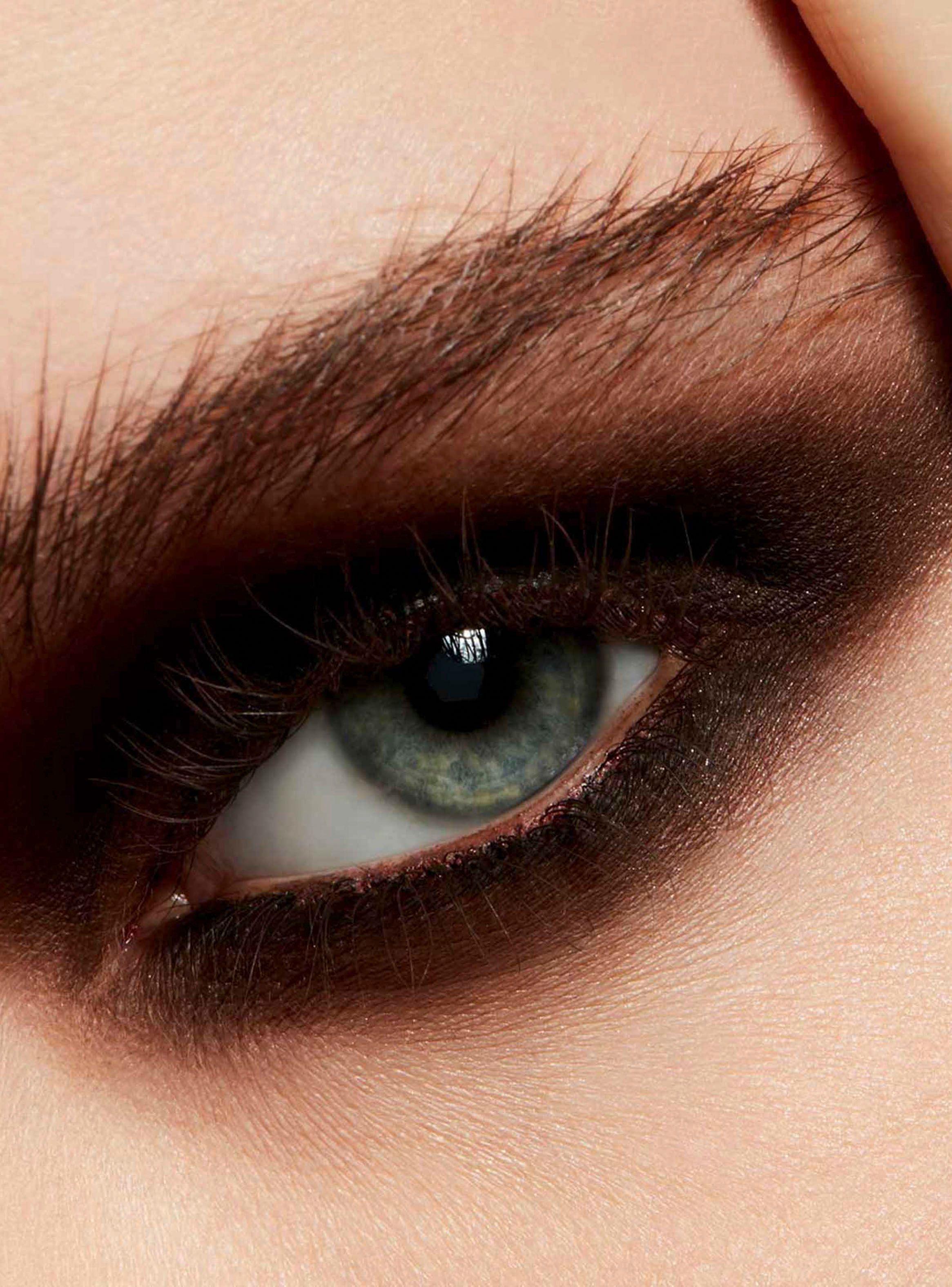 Sombra de Ojos M∙A∙C Powder Kiss Soft Matte Eye Shadow Give A Glam-4