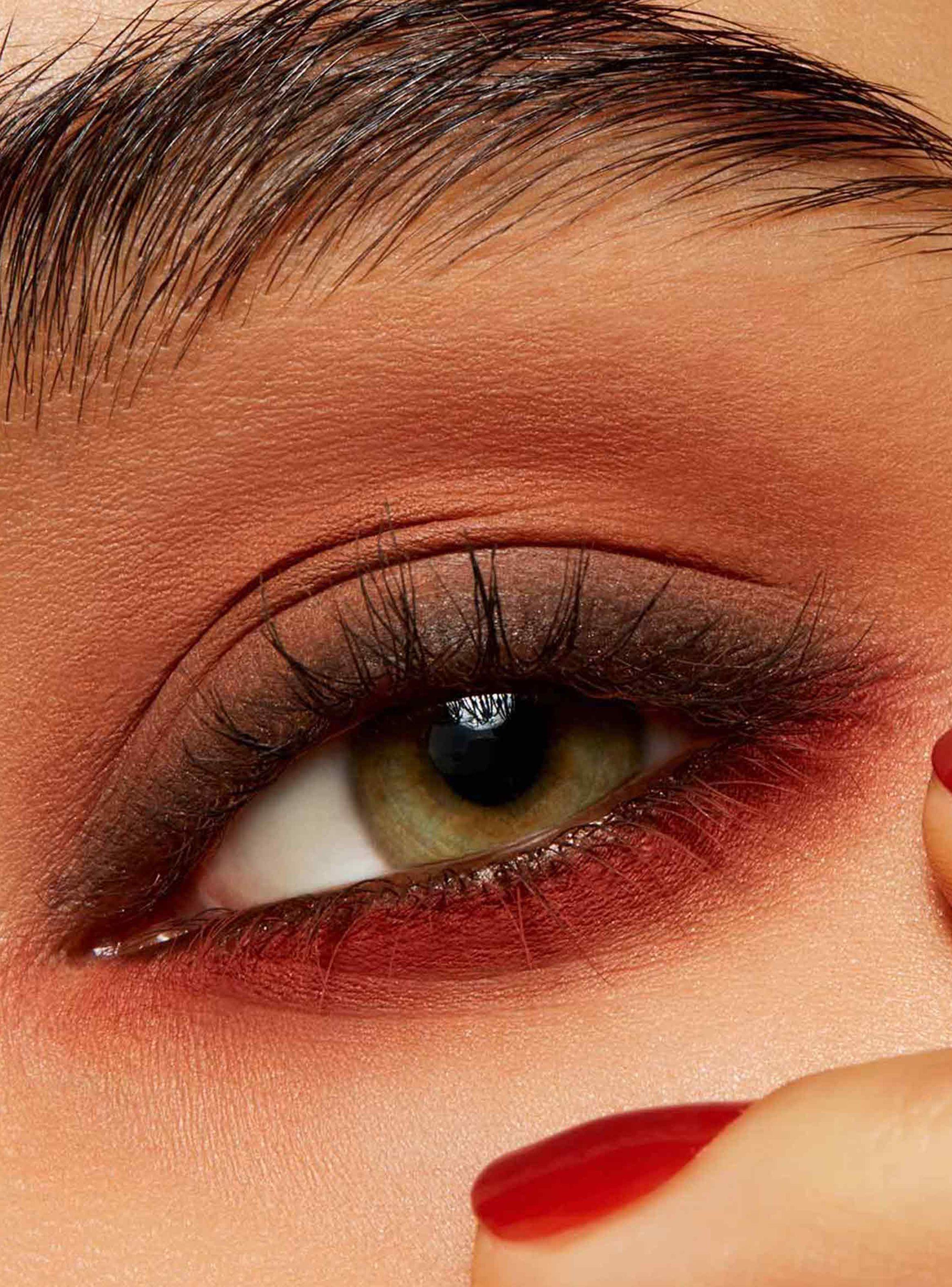Sombra de Ojos M∙A∙C Powder Kiss Soft Matte Eye Shadow So Haute Right Now-4