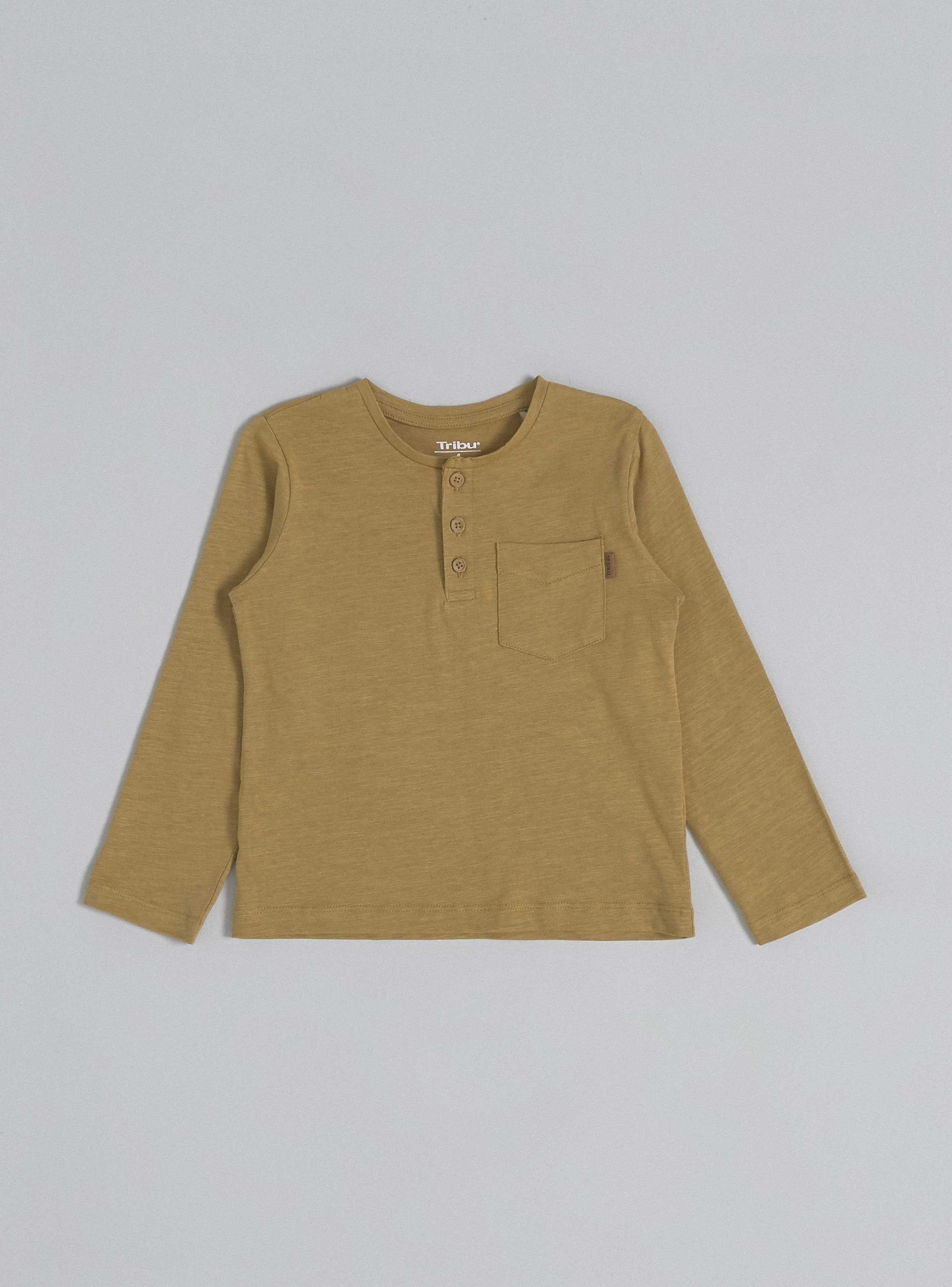Polera Henley con 3 Botones y Bolsillo-0
