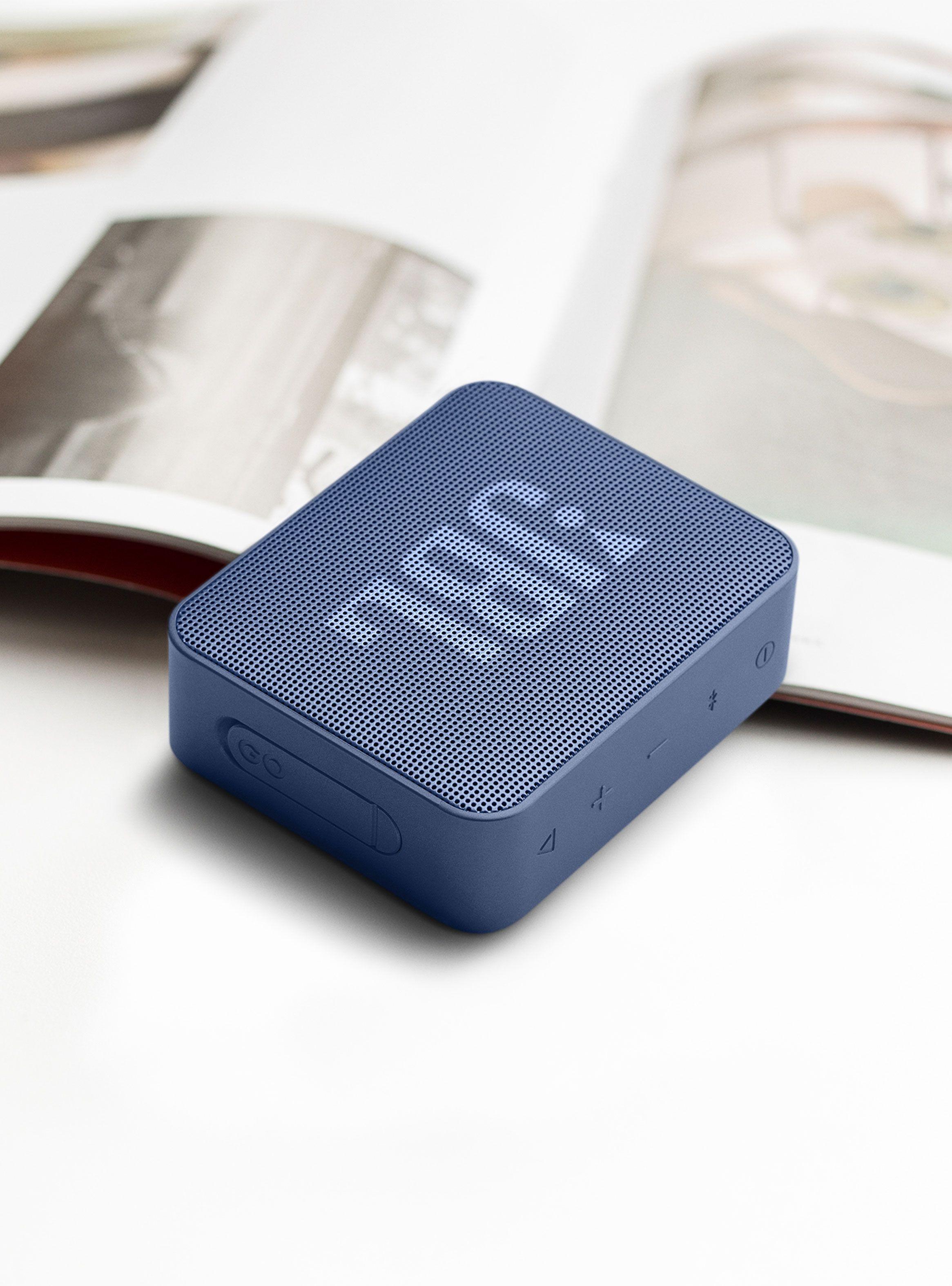Parlante Bluetooth GO Essential Blue-3