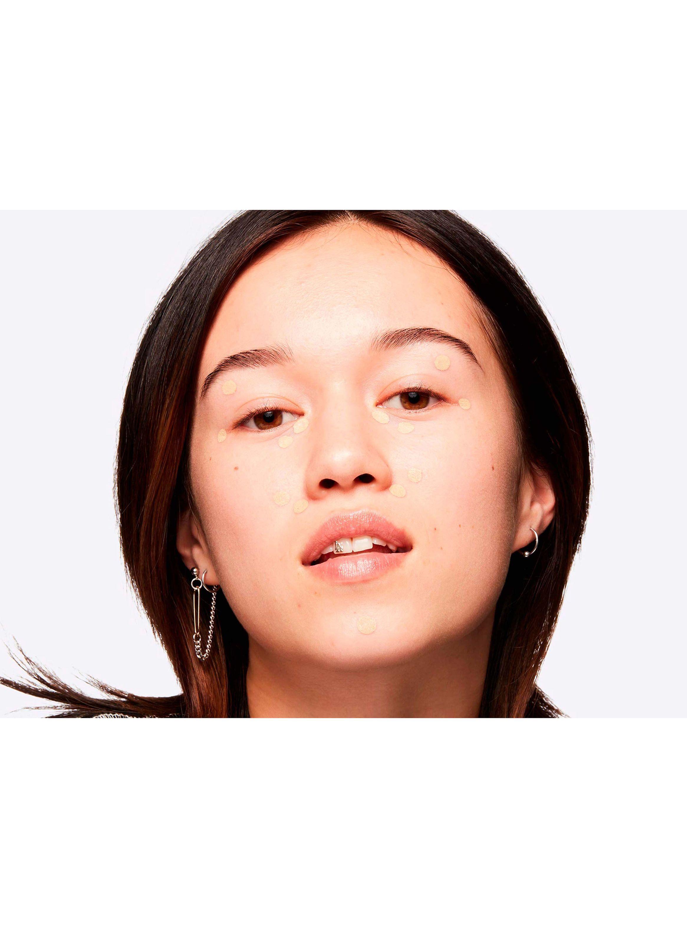 Corrector Studio Fix 24-Hour Smooth Wear NC30-4