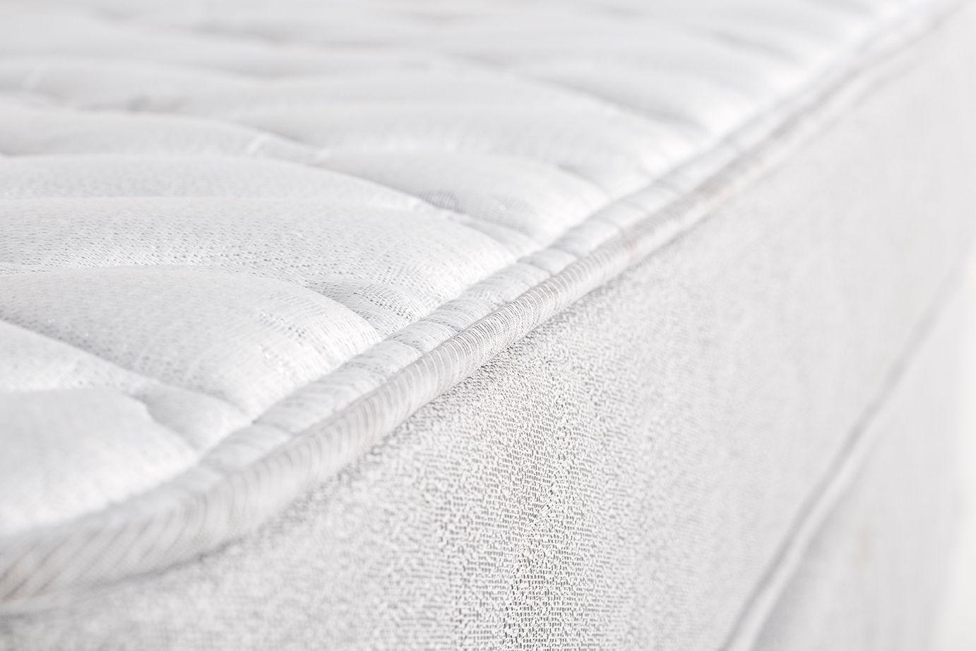 Box Americano Beat 2 Plazas Base Dividida + Set Tabor + Plumón y Almohadas-2