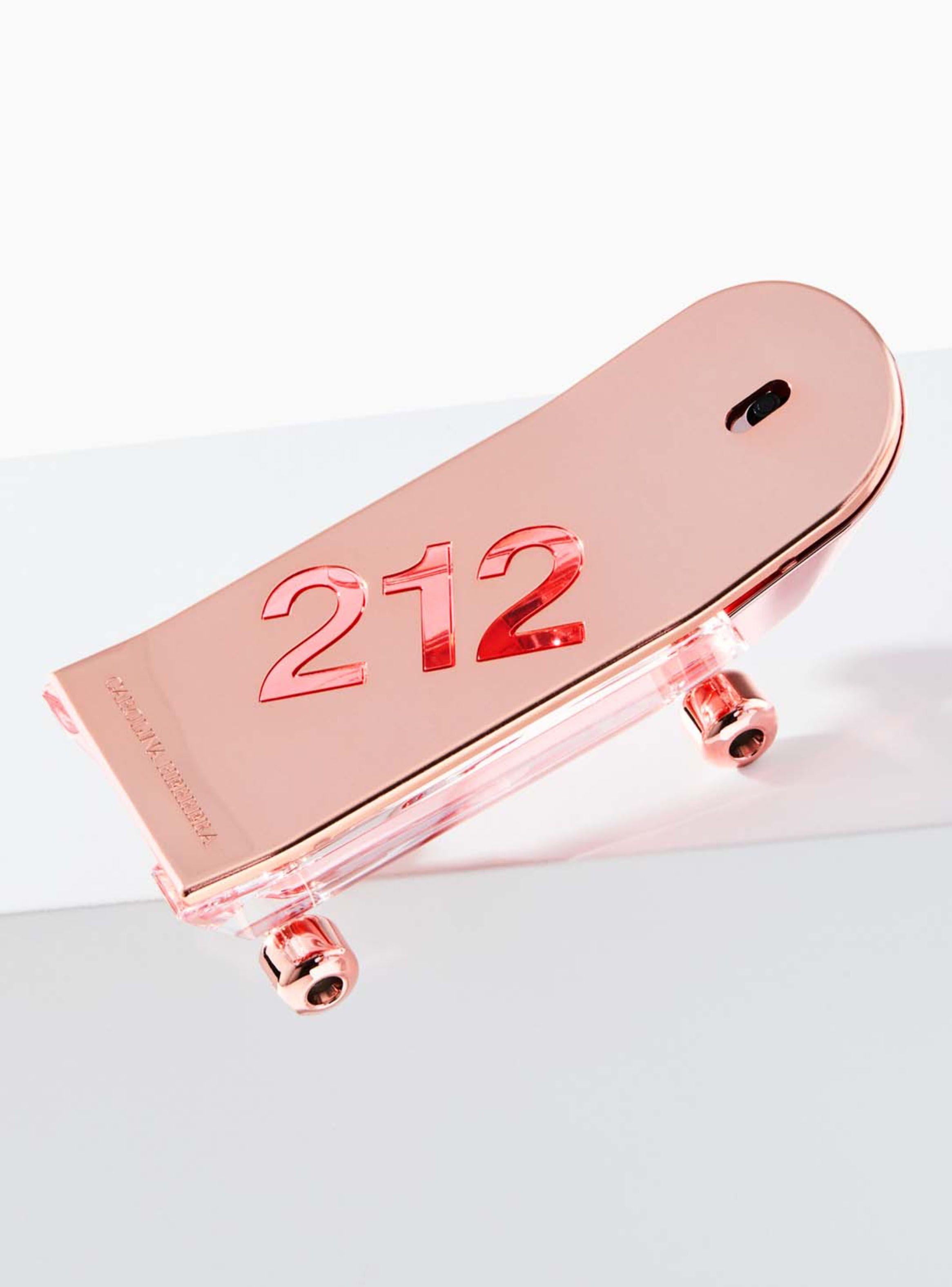 Set Perfume Carolina Herrera 212 Heroes For Her EDP Mujer 80 ml + Body Lotion 100 ml + Megaspritzer 10 ml-2