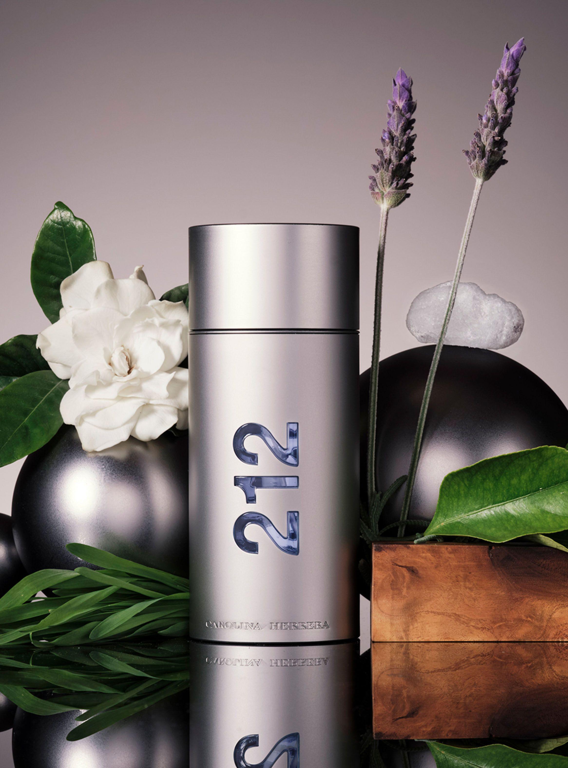 Set Perfume Carolina Herrera 212 Men EDT 100 ml + After Shave Gel 100 ml + Megaspritzer-3