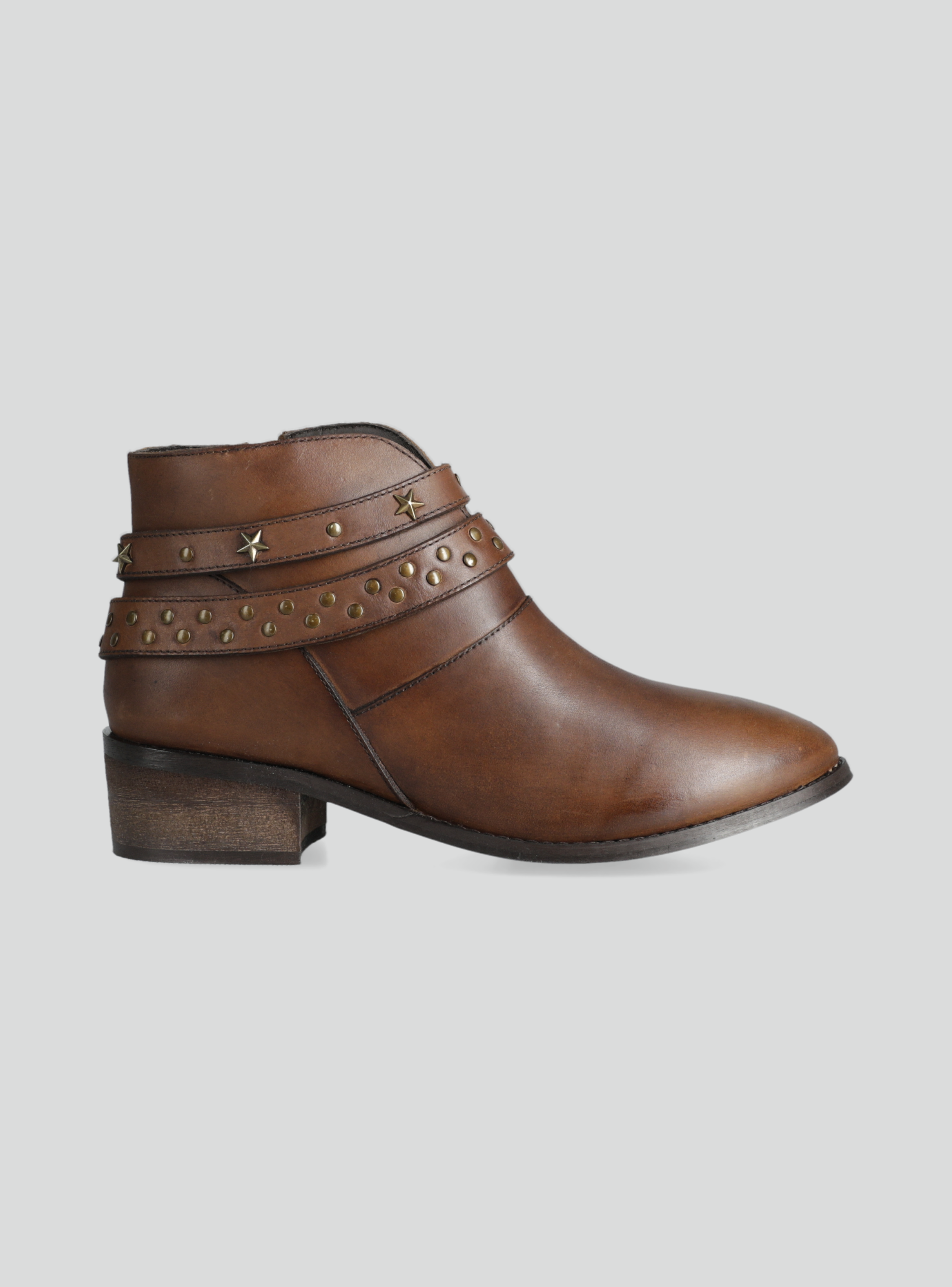 Botín Cuero Tachas- Metálicas Mujer-1