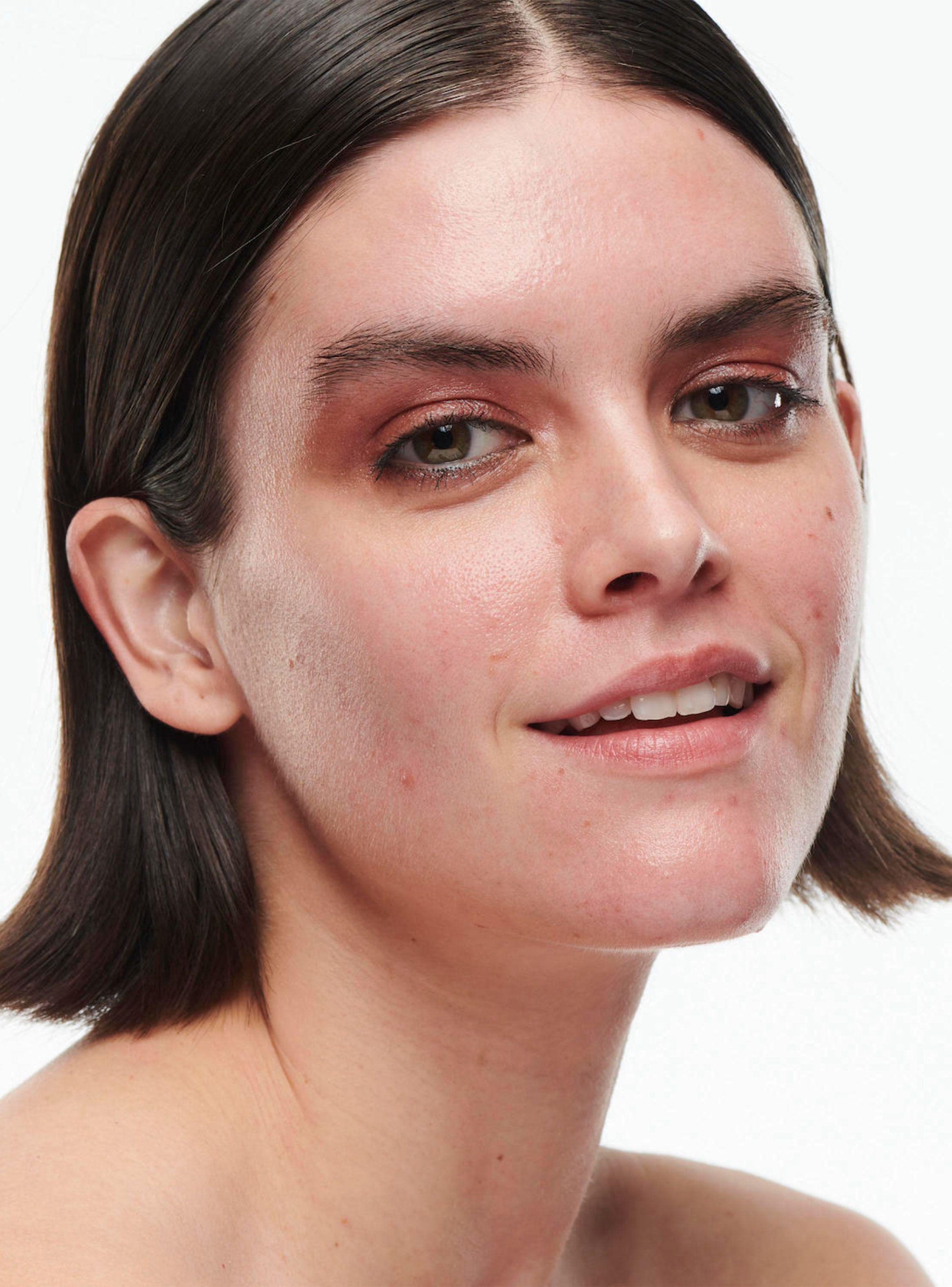 Base de Maquillaje M·A·C Studio Radiance Serum Powered Foundation N18 30 ml-2