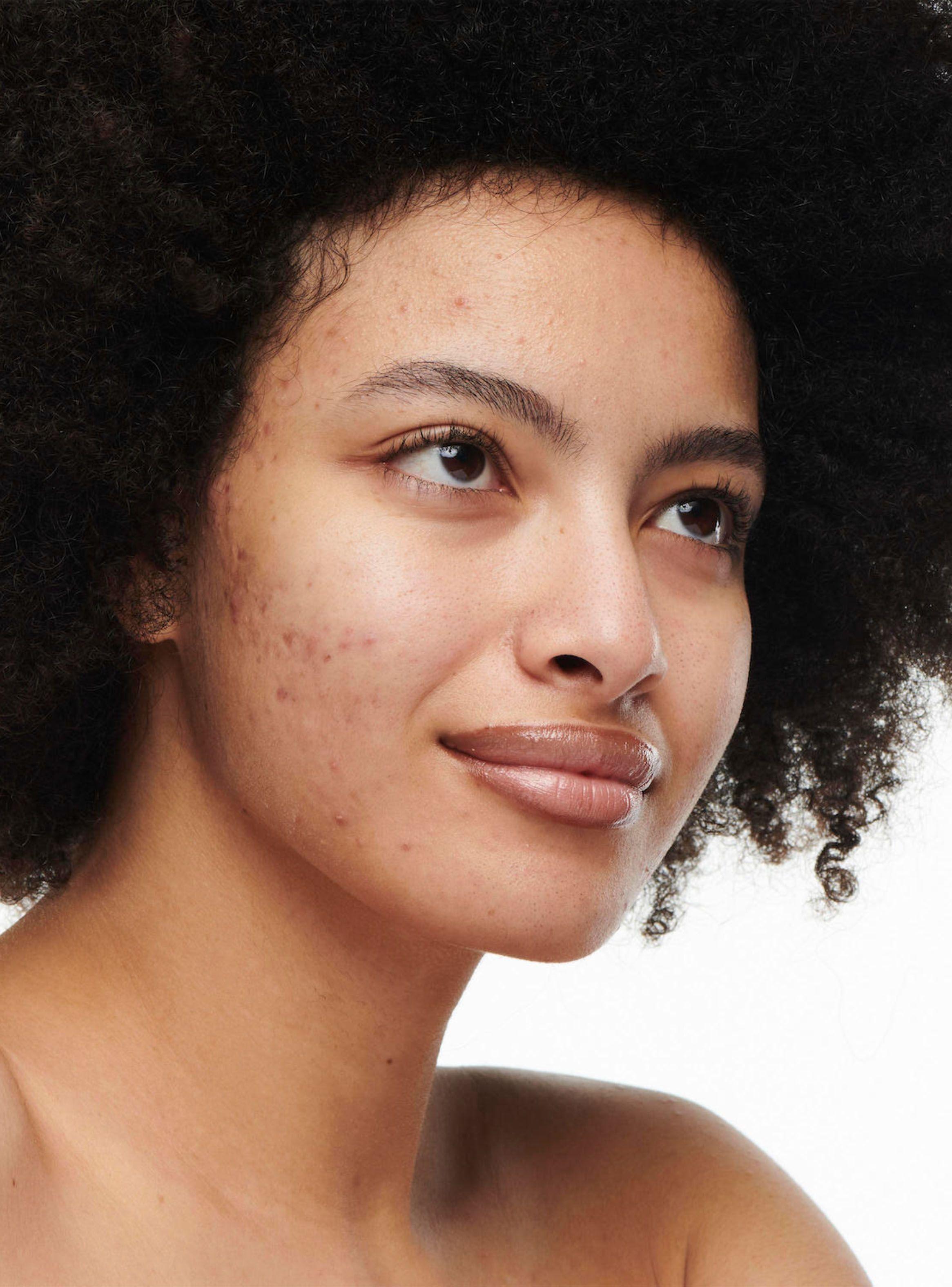 Base de Maquillaje M·A·C Studio Radiance Serum Powered Foundation C3.5 30 ml-2