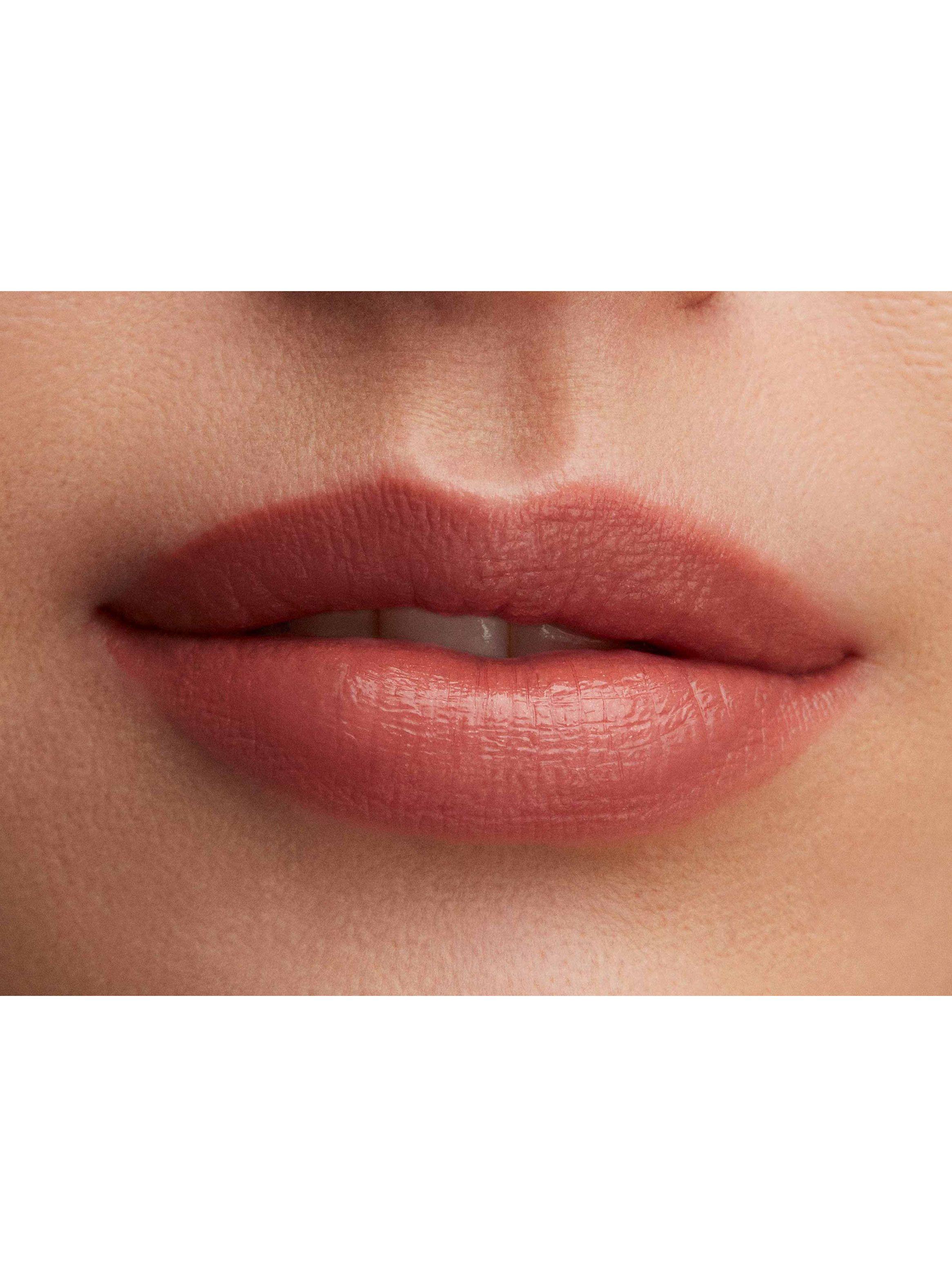Labial Lustreglass Sheer-Shine Lipstick-2