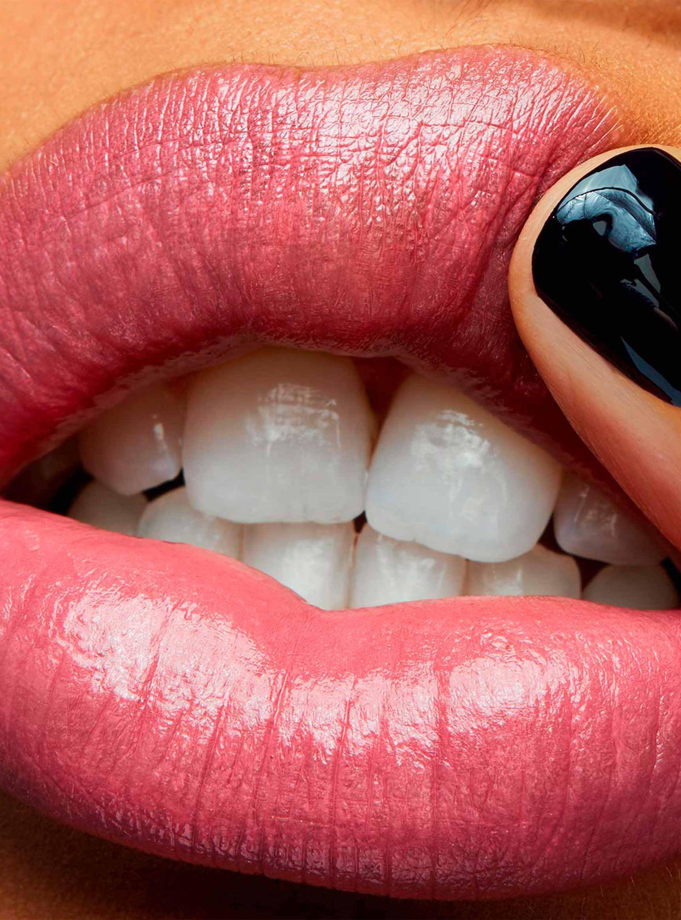 Labial Cremesheen Lipstick Fanfare-3