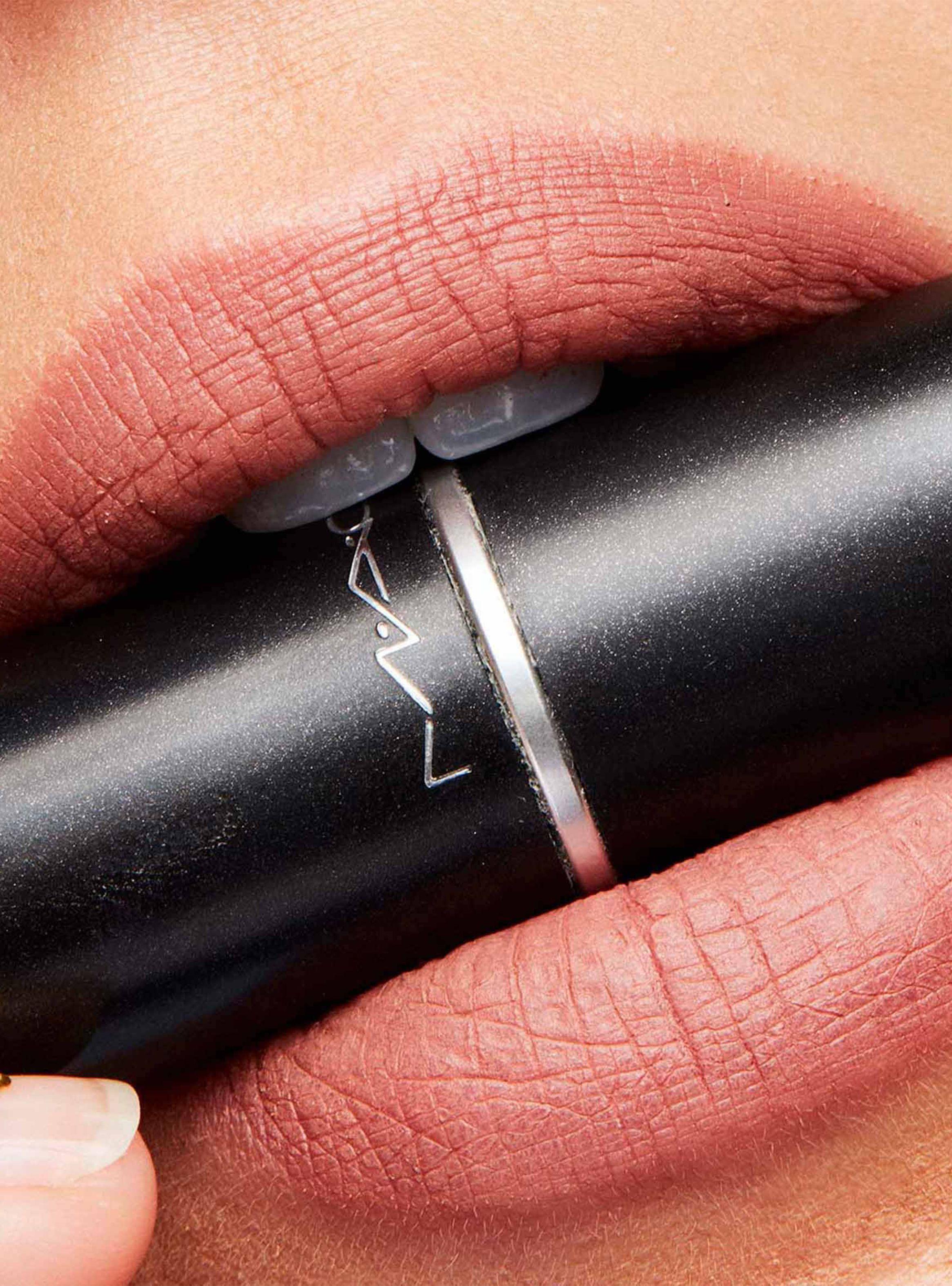 Labial Retro Matte Lipstick-3