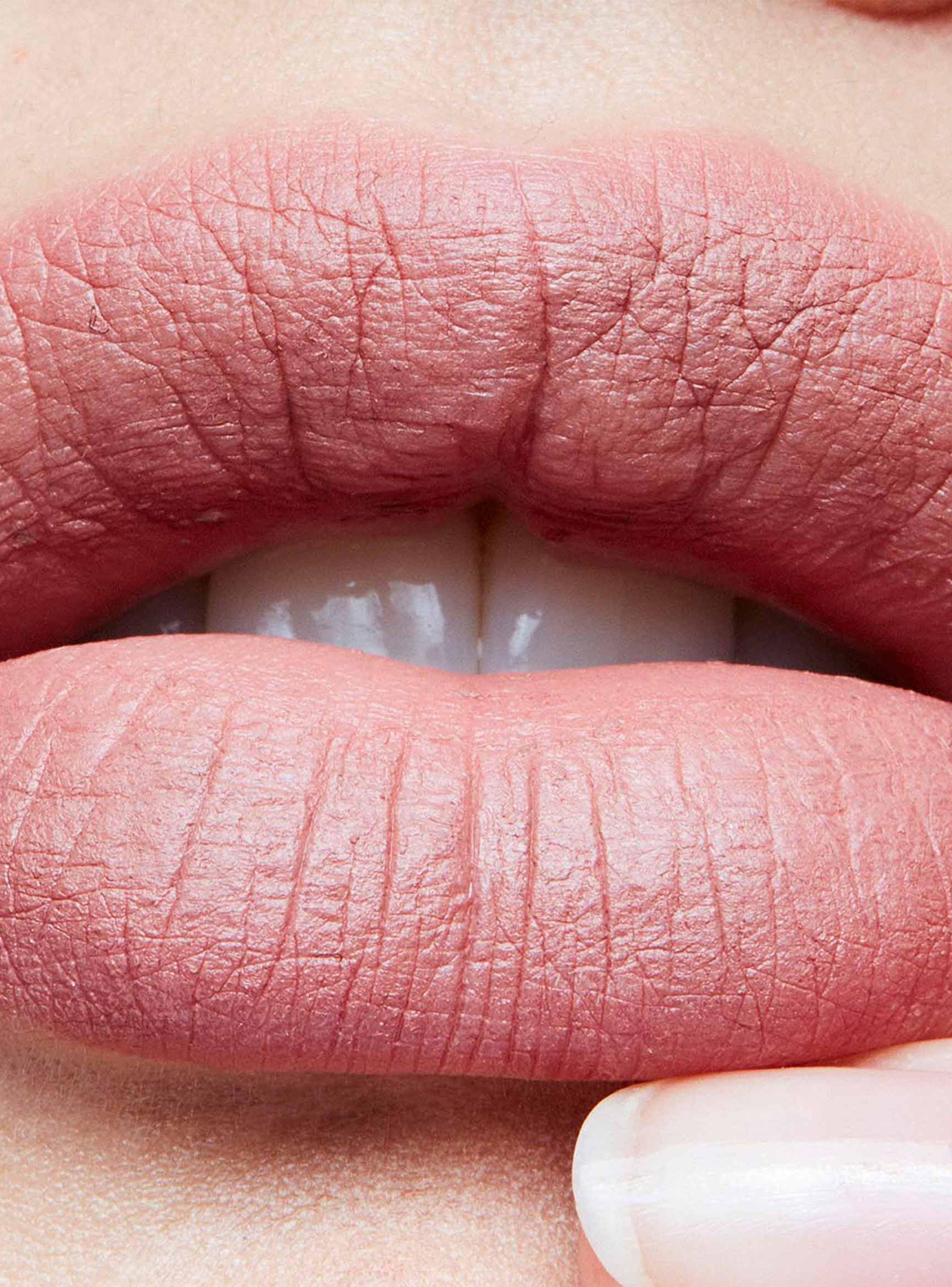 Labial Retro Matte Lipstick-2