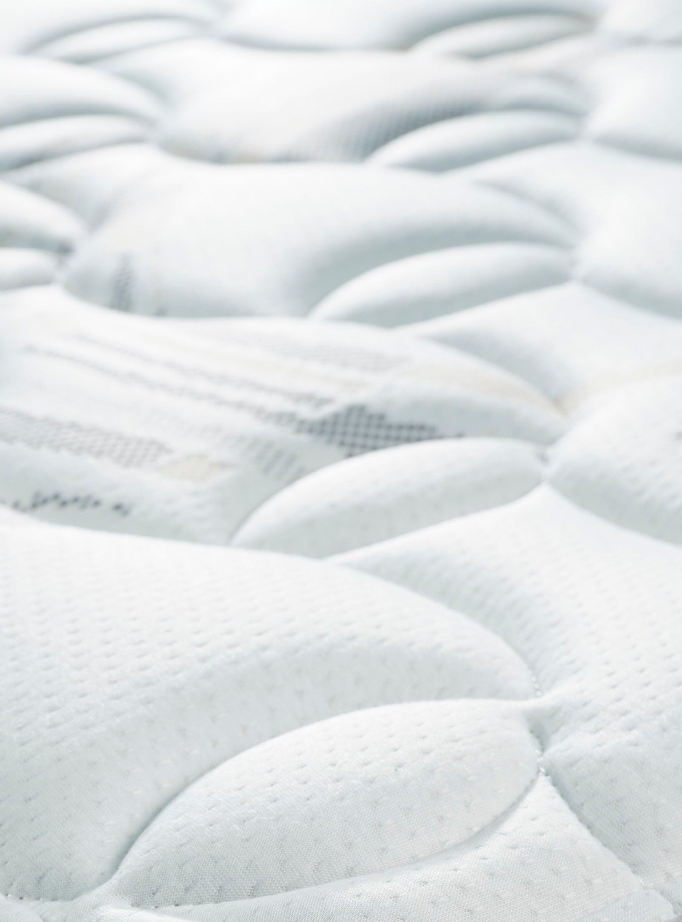 Camas Europea Everest Cobre 2 Plazas + Juego Sábanas + Plumón-1