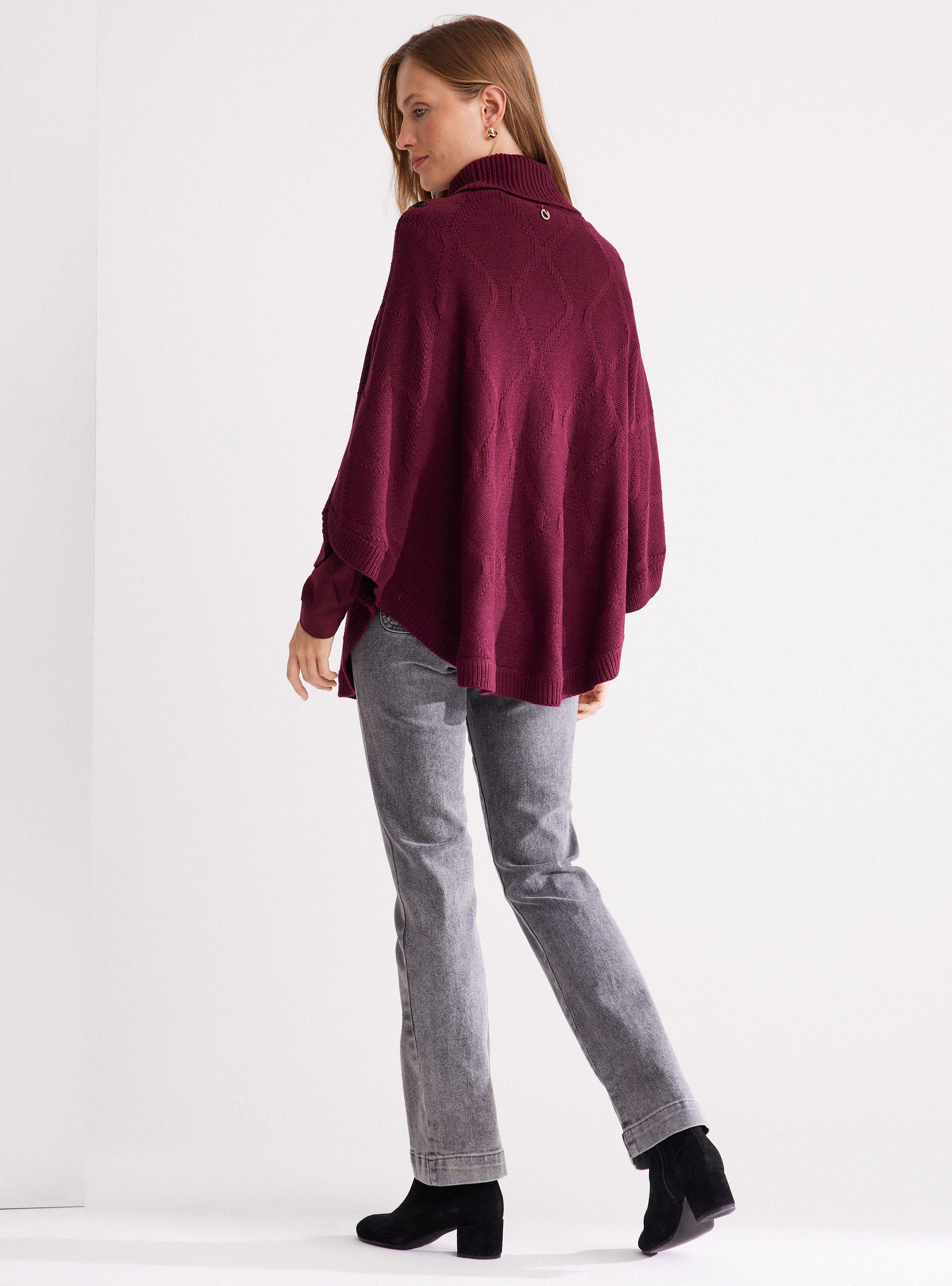 Sweater Poncho con Trenza y Hebilla Decorativa-5