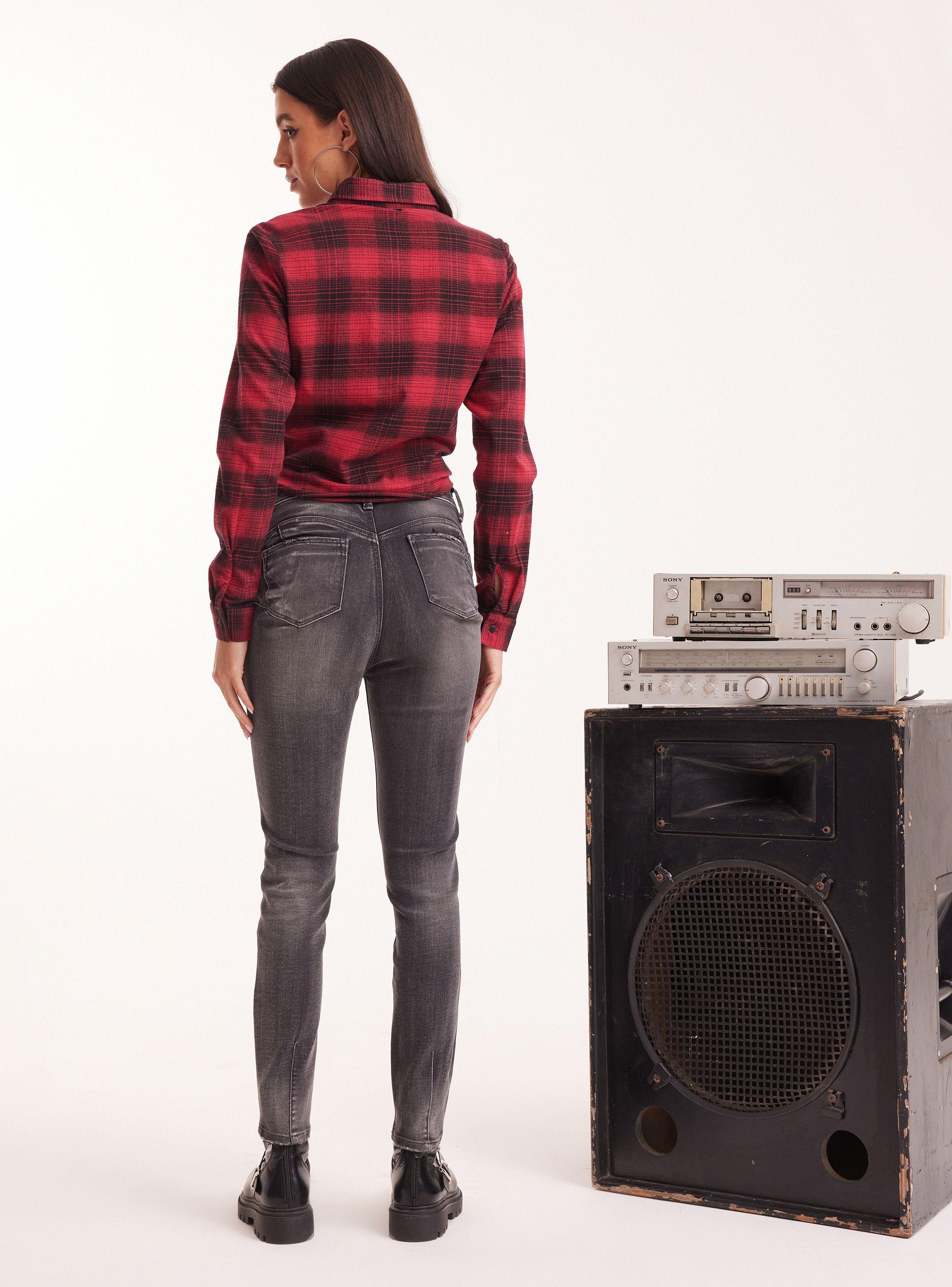 Blusa Escocesa con Botones-5