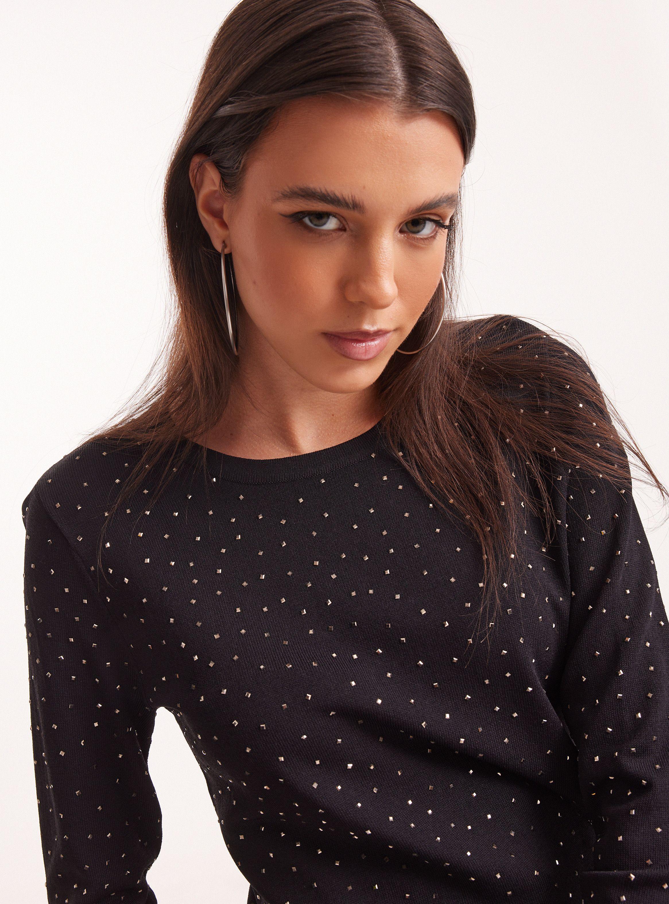 Sweater Aplicación Tachas Completo-2