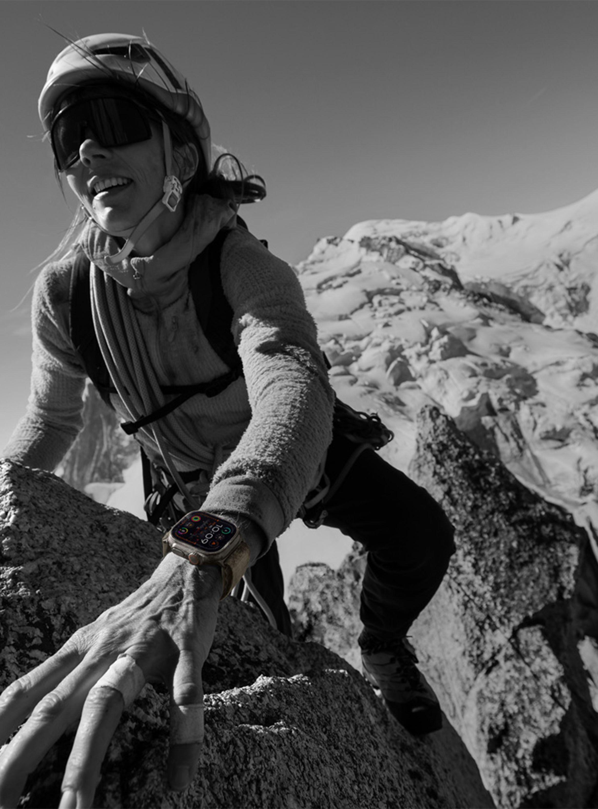 Apple Watch Ultra 2 GPS + Cellular Titanio 49mm Correa Loop Trail Verde/Gris Talla S/M-6