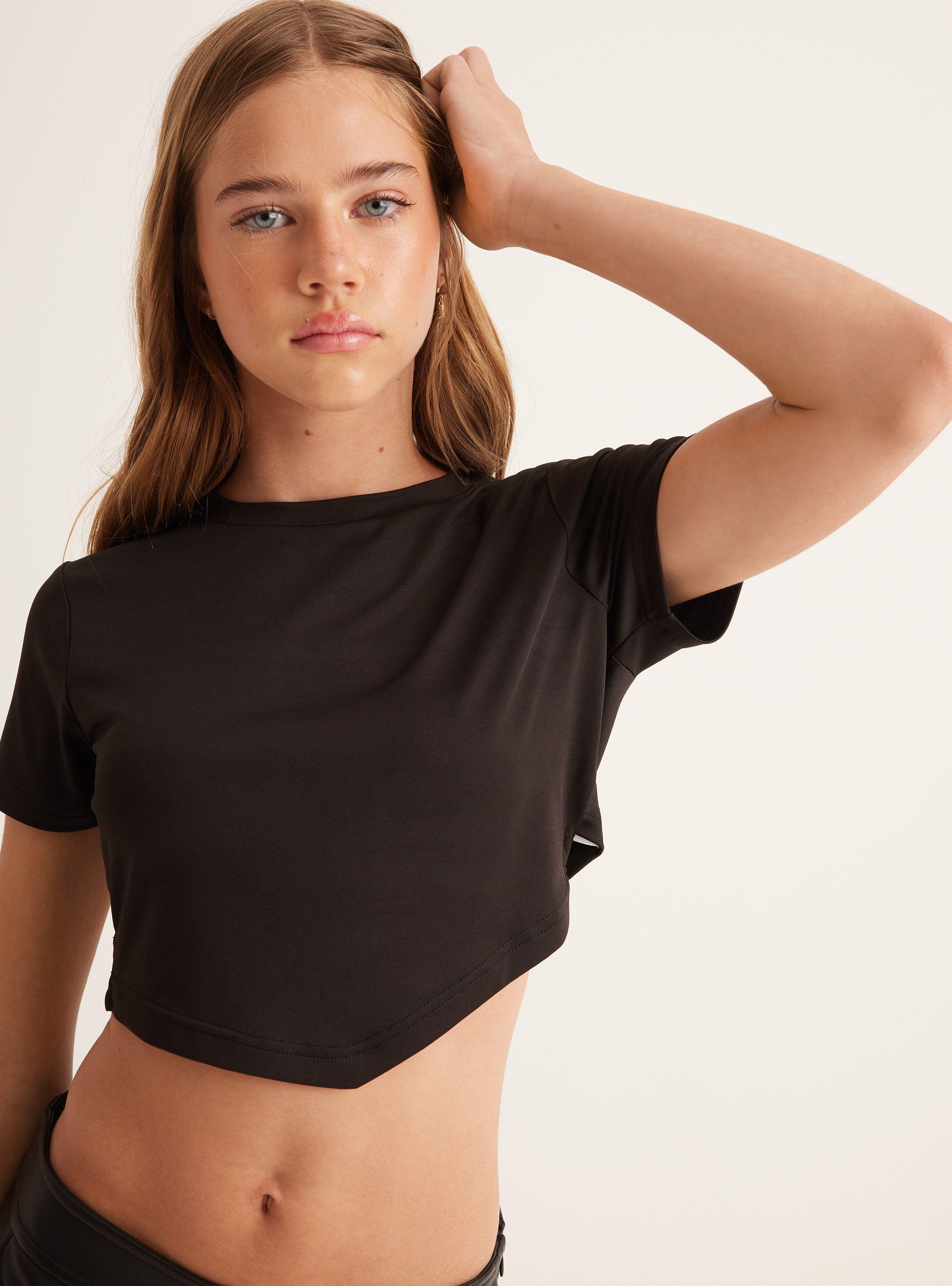 Polera Espalda Con Aplicación-2