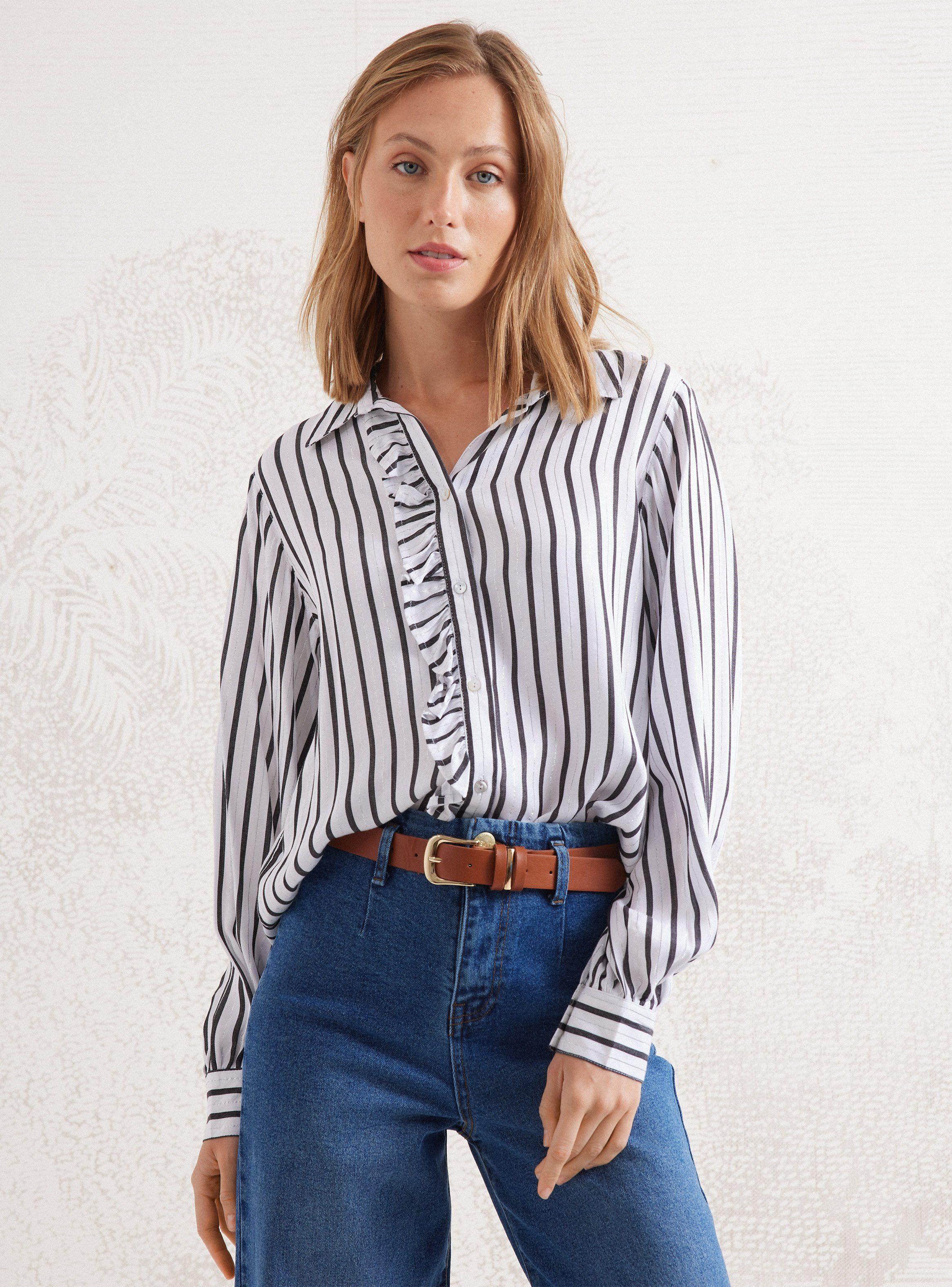 Blusa Listada Con Vuelo Frontal-0