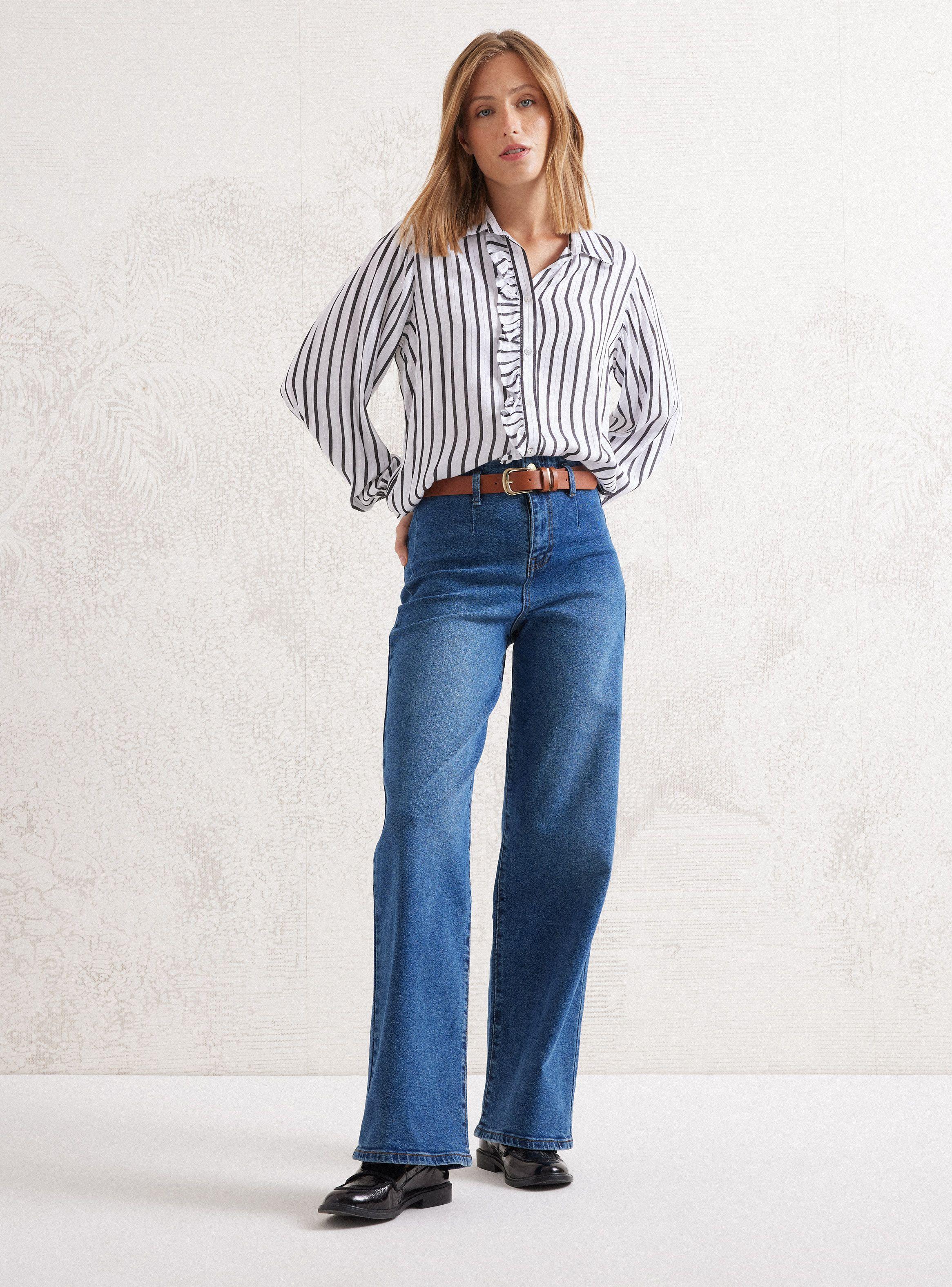 Blusa Listada Con Vuelo Frontal-4