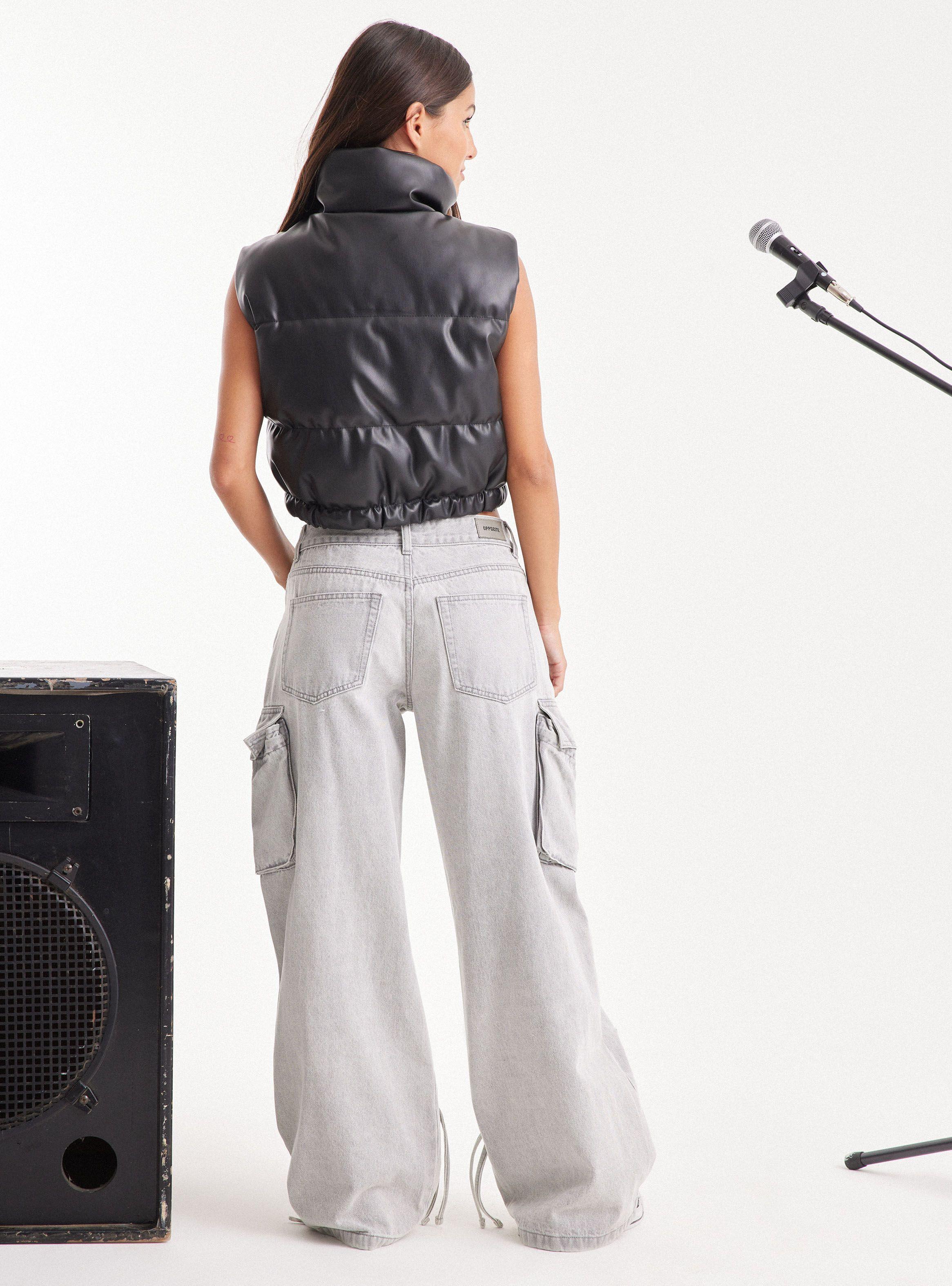 Parka Crop Metalizada Sin Mangas-5