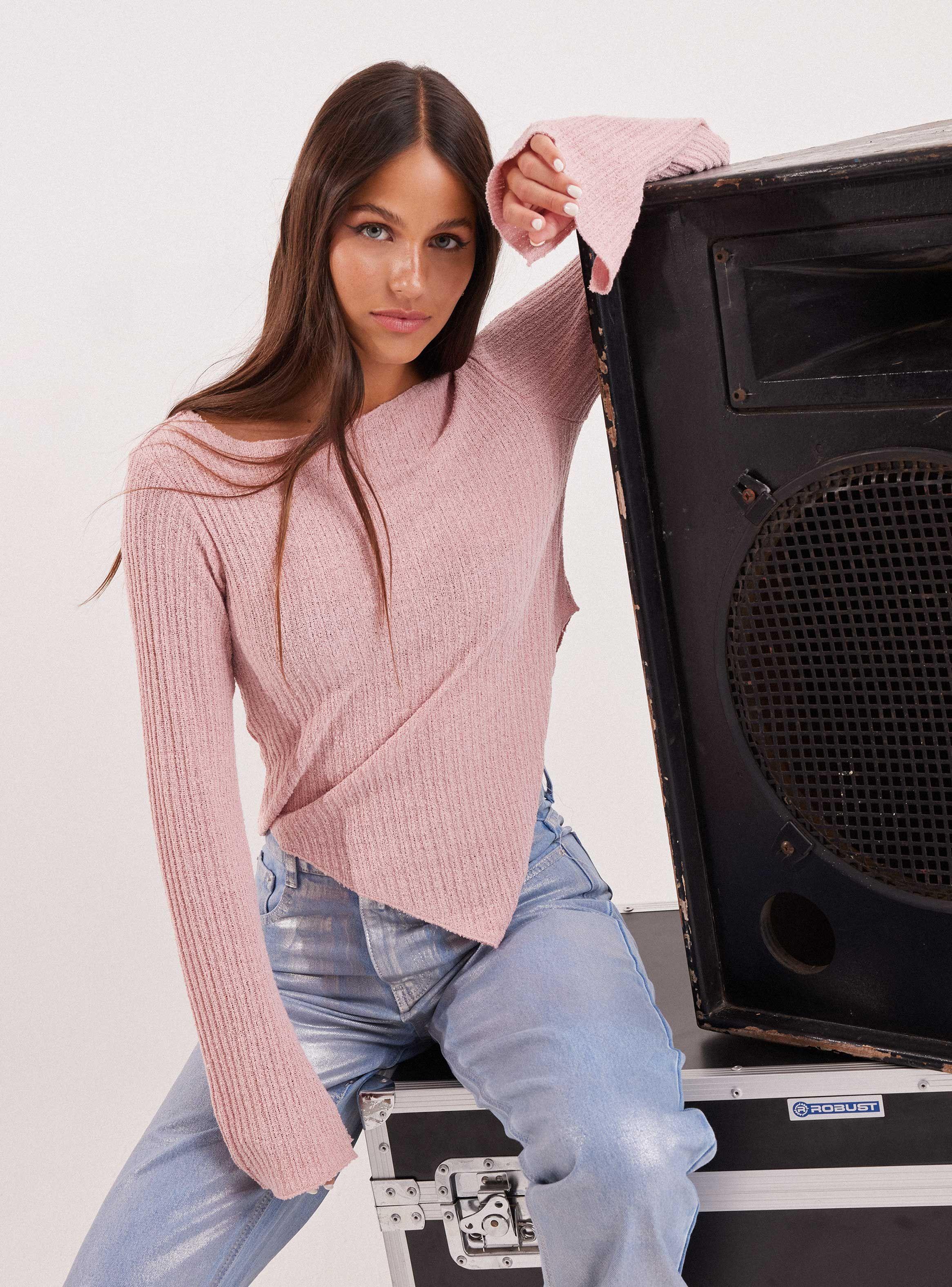 Sweater Terminación Asimétrica-0