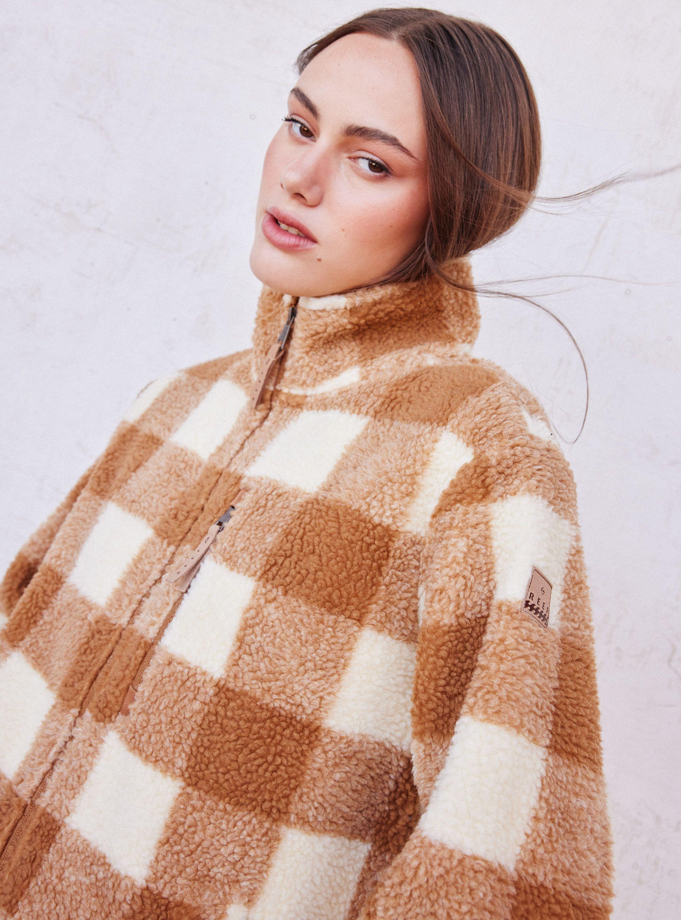 Polerón Sherpa Tejido con Bolsillo Frontal Laterales Cierre-2