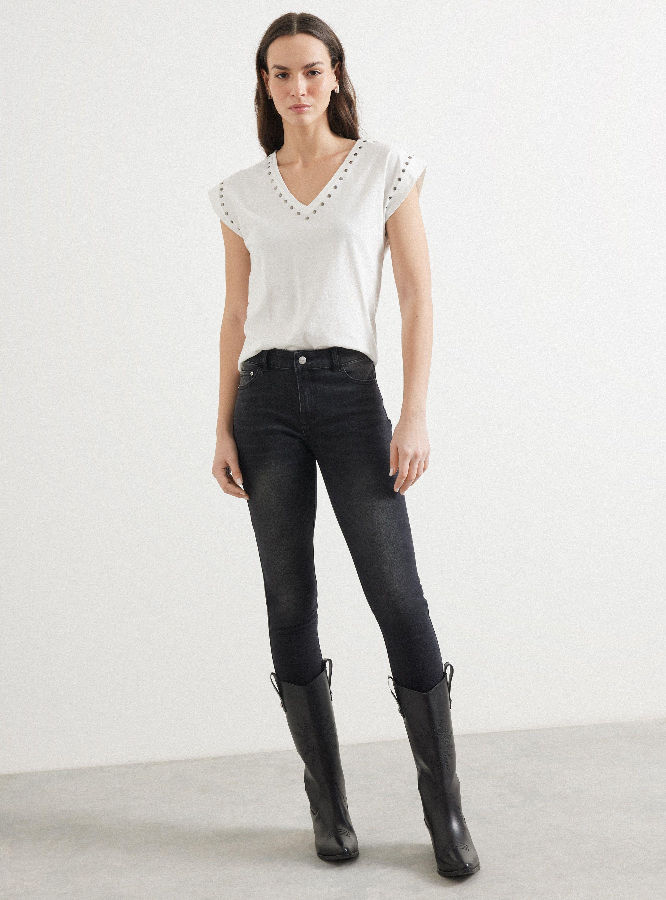 Polera Lavada Con Aplicación De Tachas-4