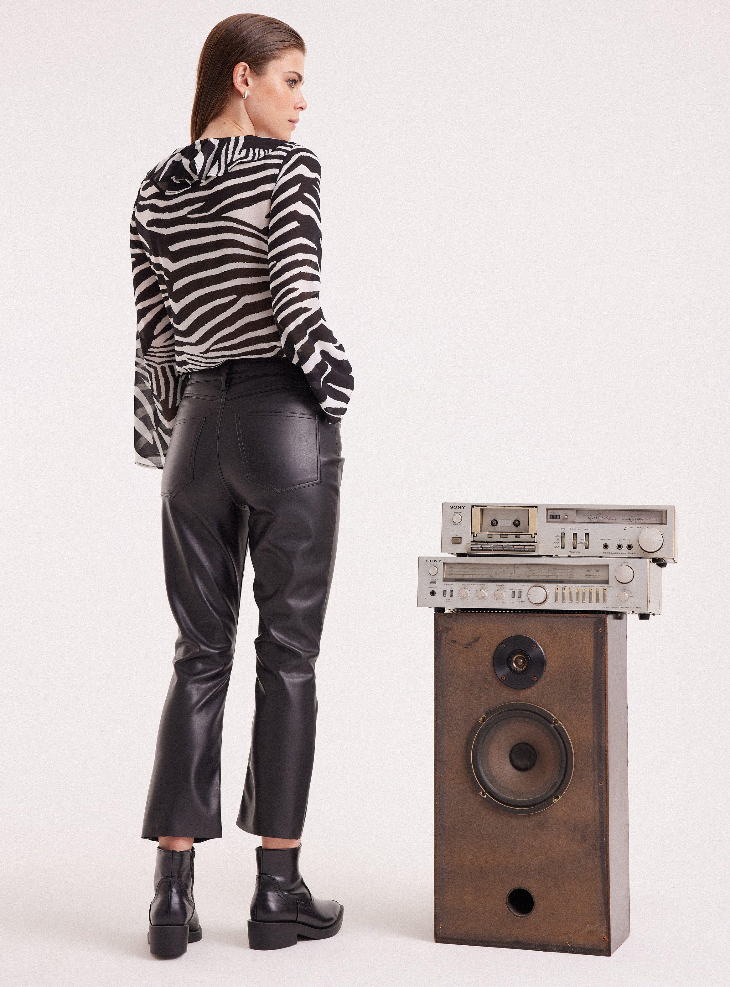 Pantalón Pu con Botón y Cierre-5