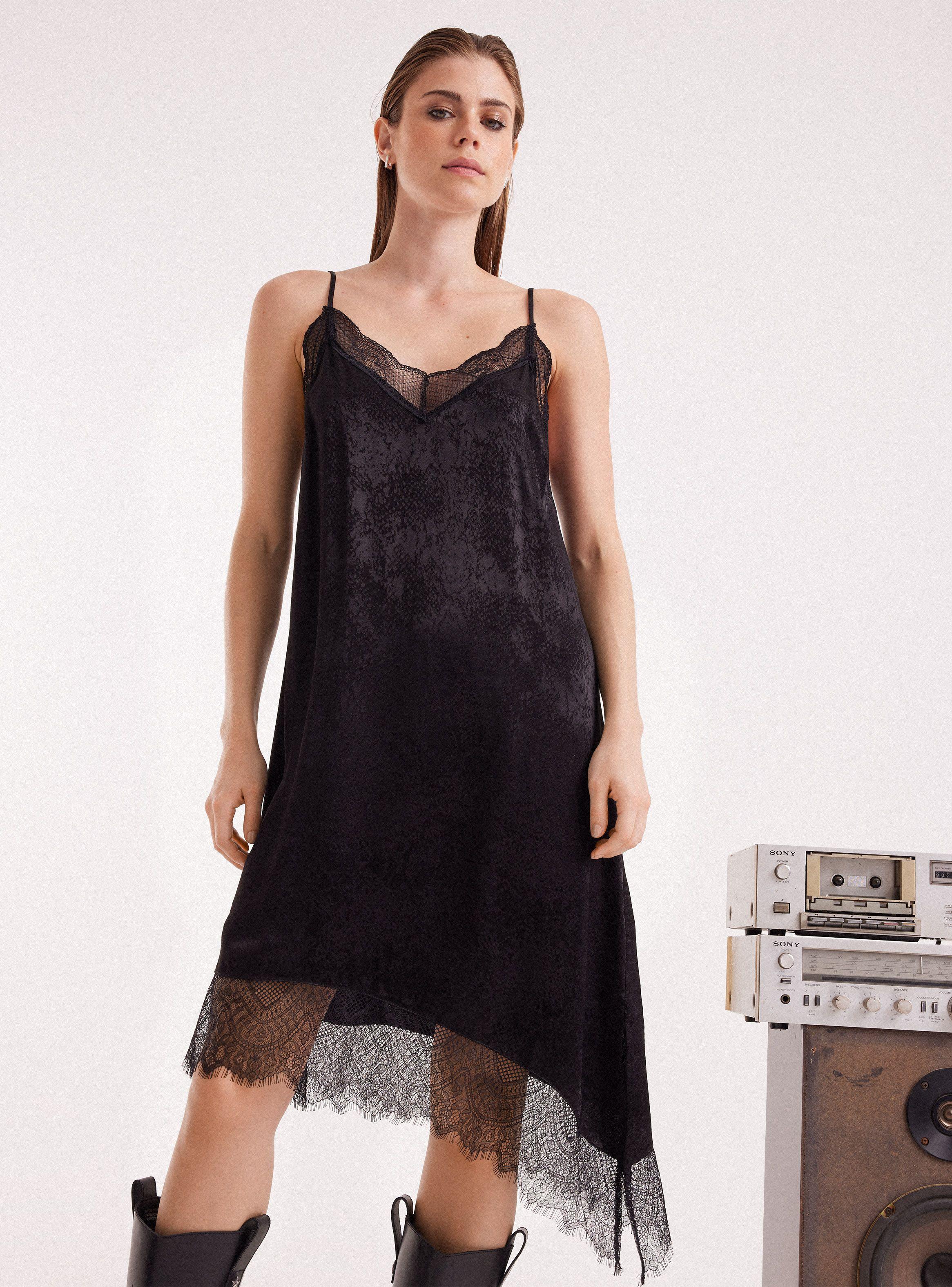 Vestido con Tirantes y Transparencia en Bordes-0