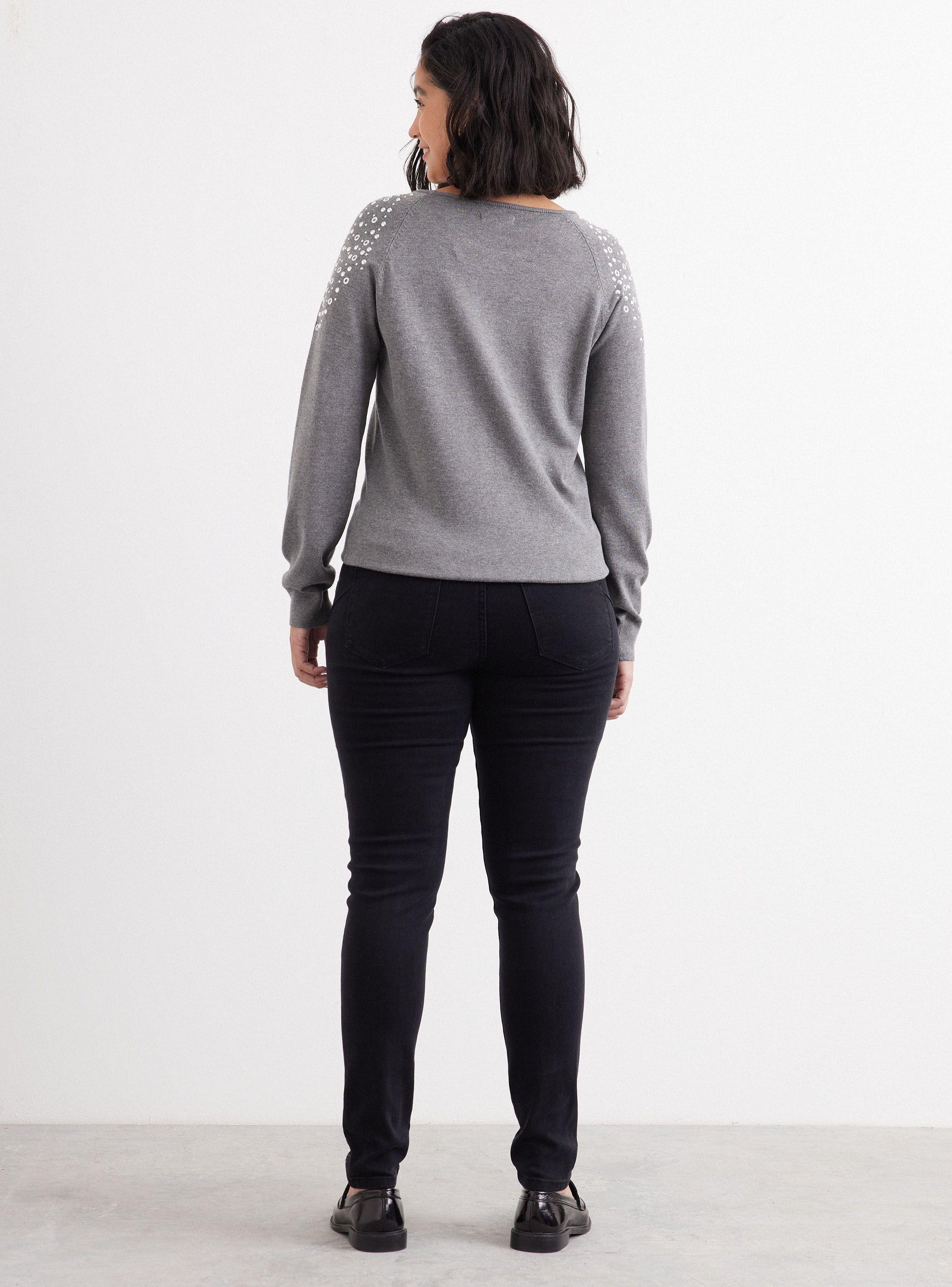 Sweater Aplicación Tachas en Hombros-5